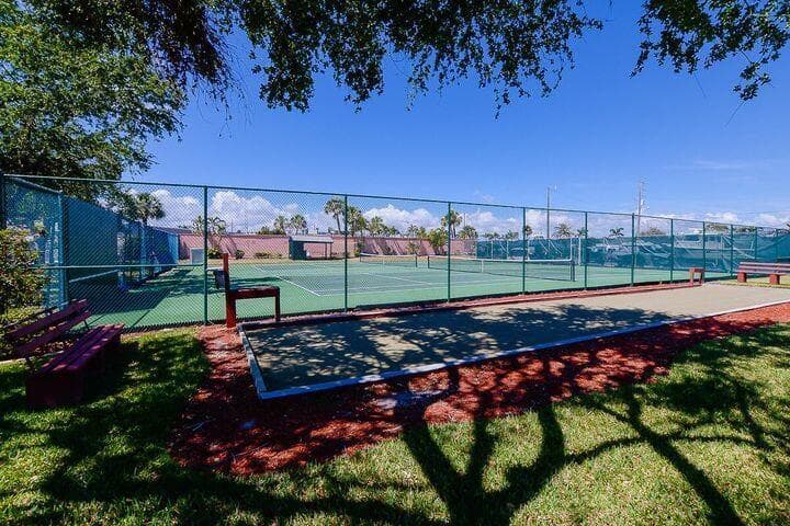 1200 Colonnades Drive 202, Fort Pierce, FL 34949 — photo 5 of 27
