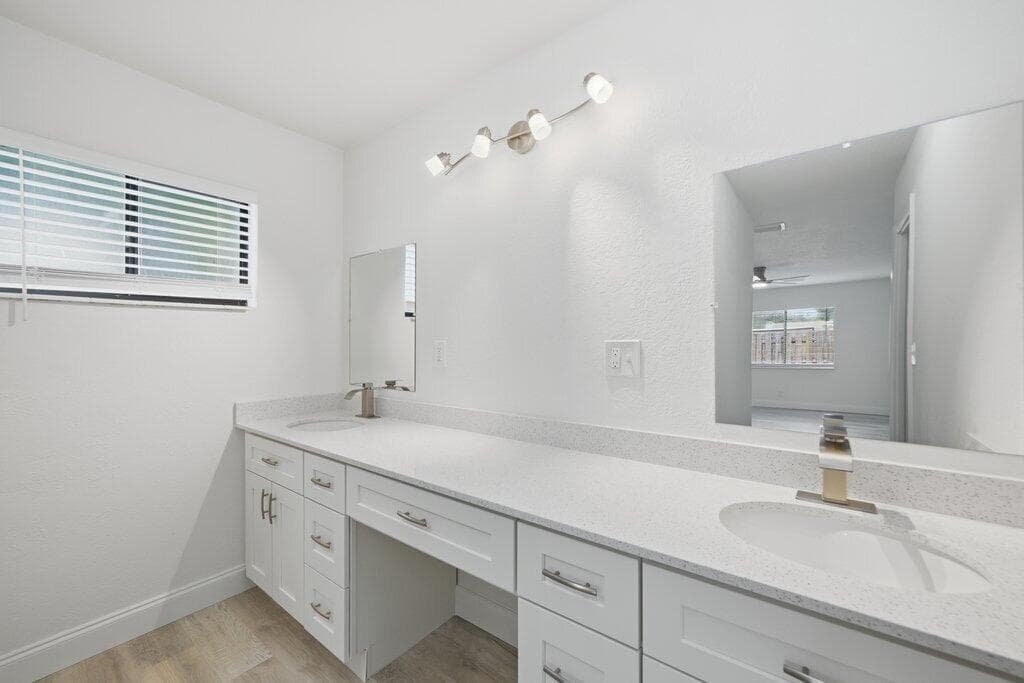 905 NW 22nd Avenue, Delray Beach, FL 33445 — photo 29 of 37