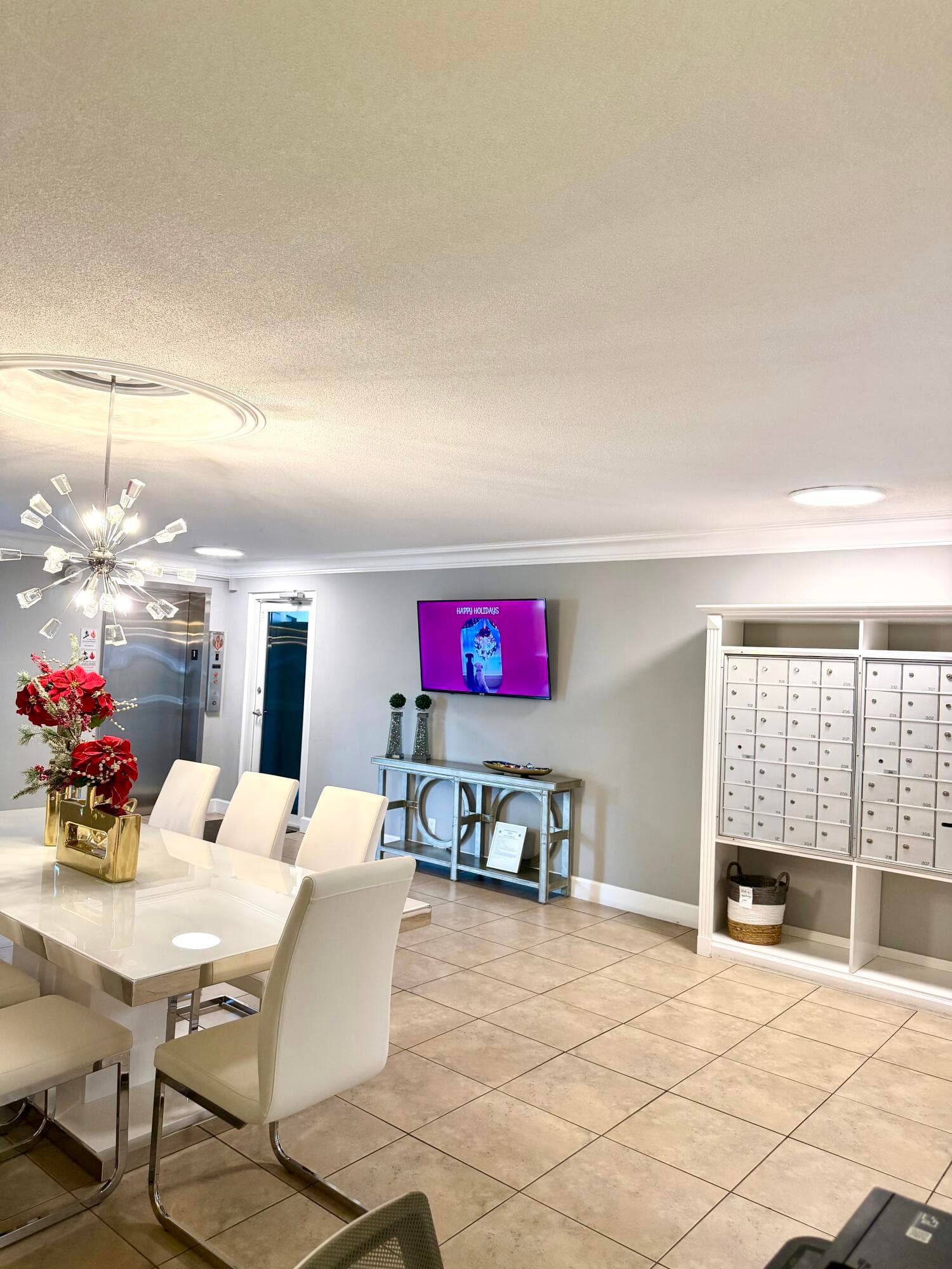 1439 S Ocean Boulevard 303, Lauderdale-By-The-Sea, FL 33062 — photo 13 of 33