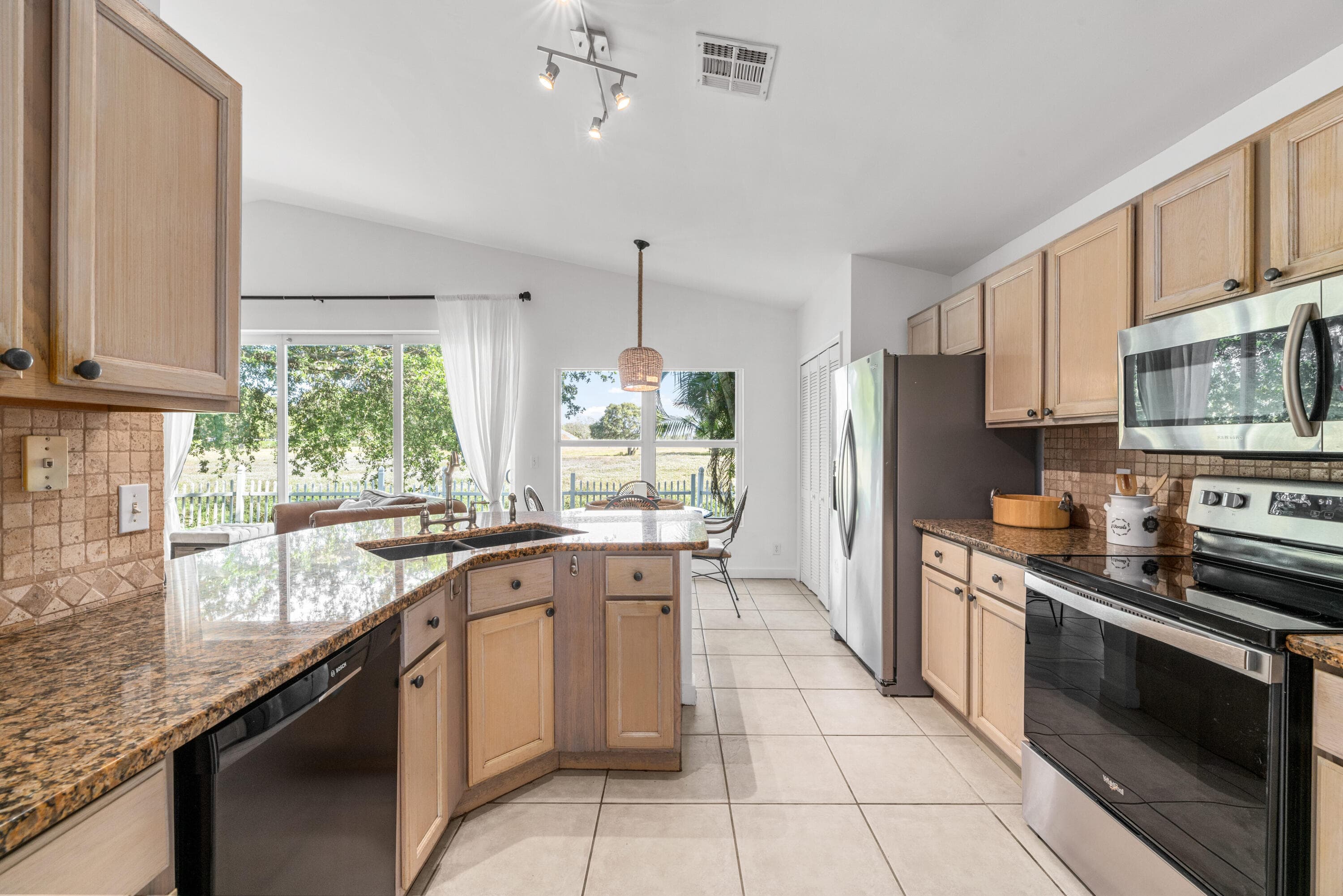 2650 Fairway Cove Court, Wellington, FL 33414 — photo 7 of 55