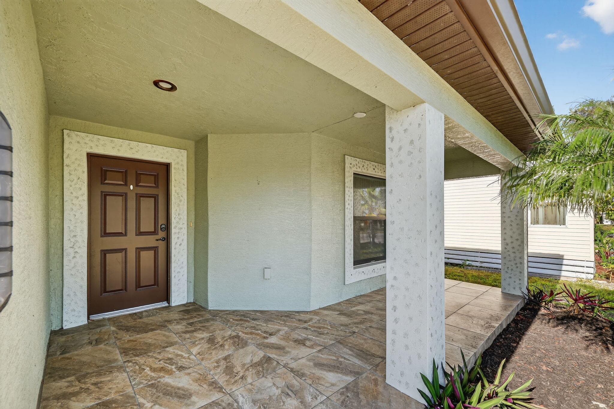 35 S Alhambra Lane, Port St. Lucie, FL 34952 — photo 4 of 36