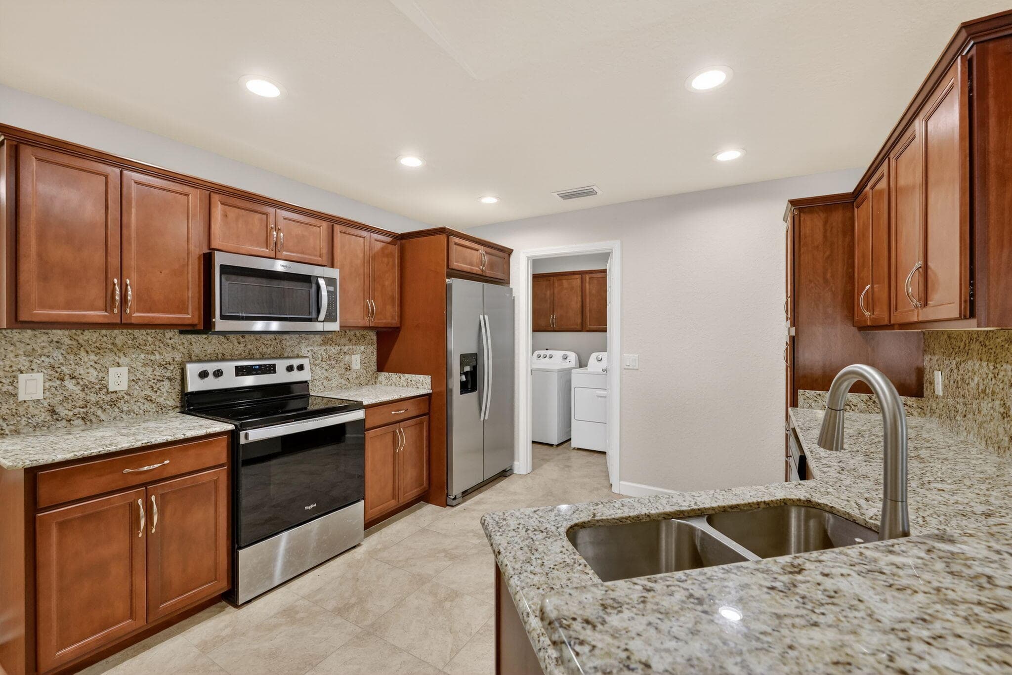 35 S Alhambra Lane, Port St. Lucie, FL 34952 — photo 9 of 36