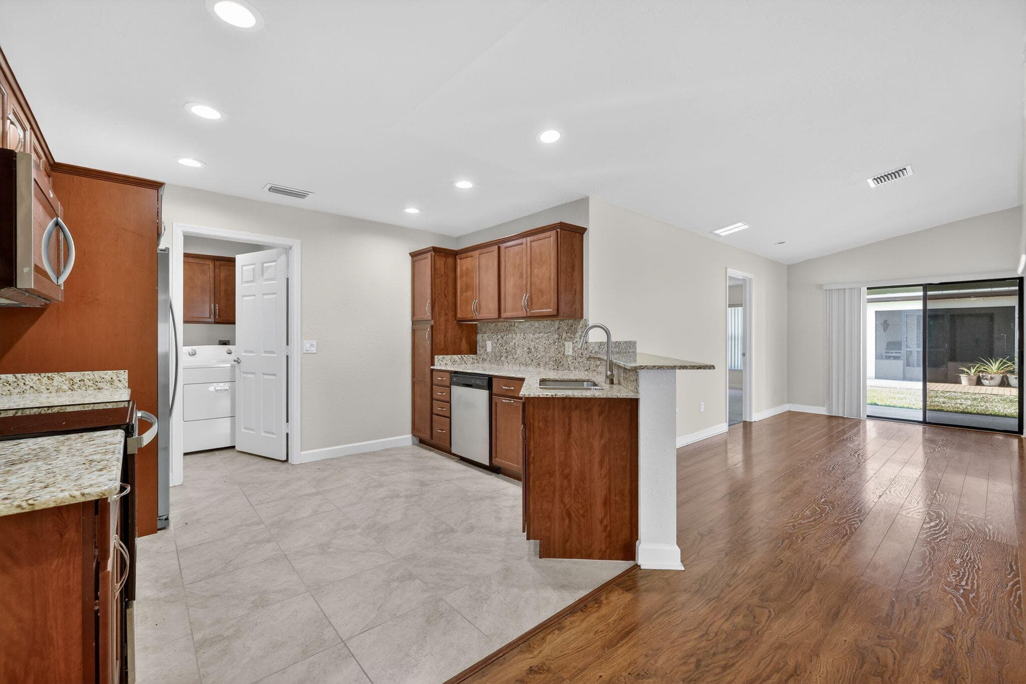 35 S Alhambra Lane, Port St. Lucie, FL 34952 — photo 12 of 36