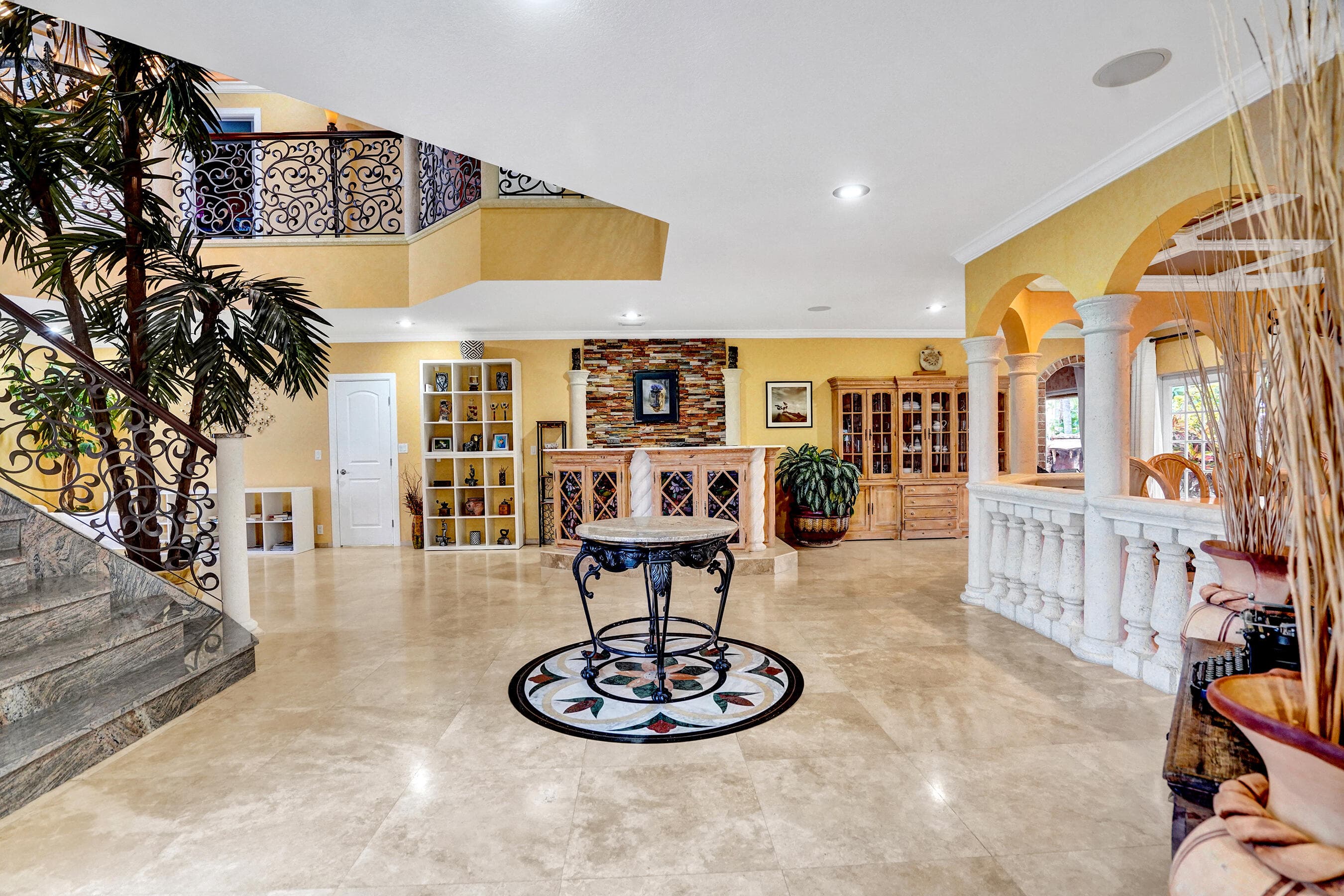 600 Circle Drive, Pompano Beach, FL 33062 — photo 7 of 66