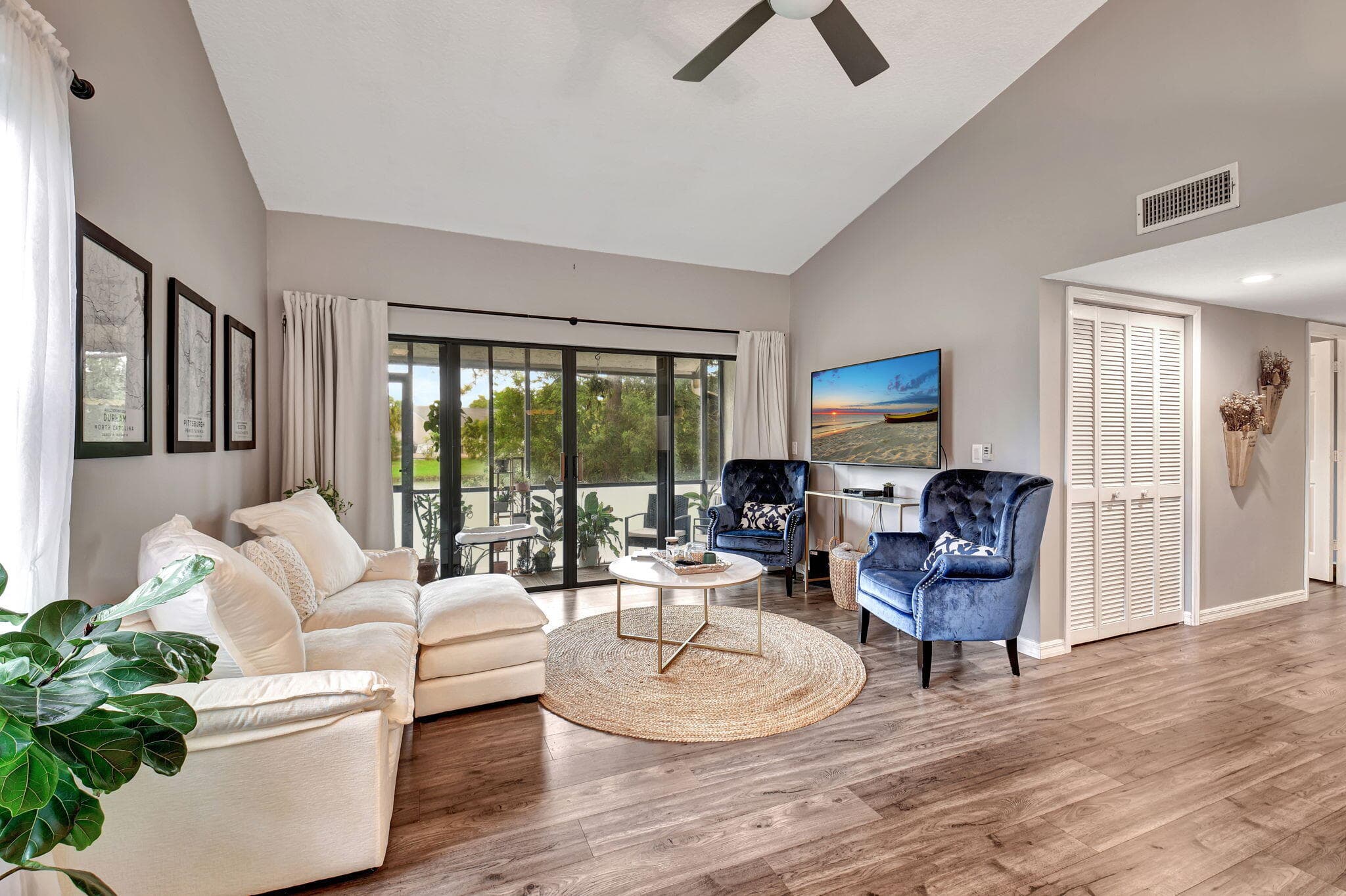 22 Via De Casas Sur 101, Boynton Beach, FL 33426 — photo 3 of 38