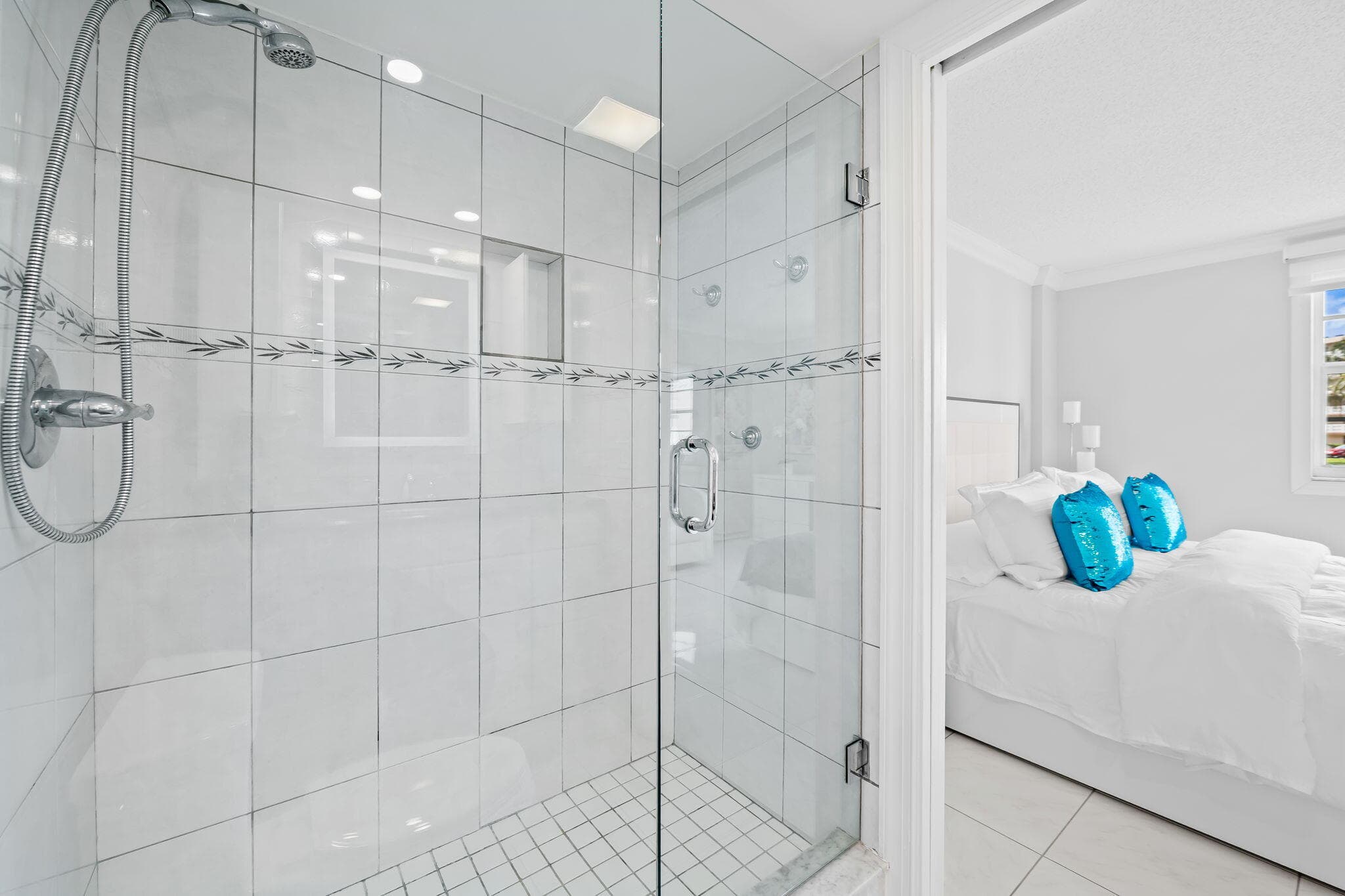 170 SE 5th Avenue 103, Dania Beach, FL 33004 — photo 4 of 13
