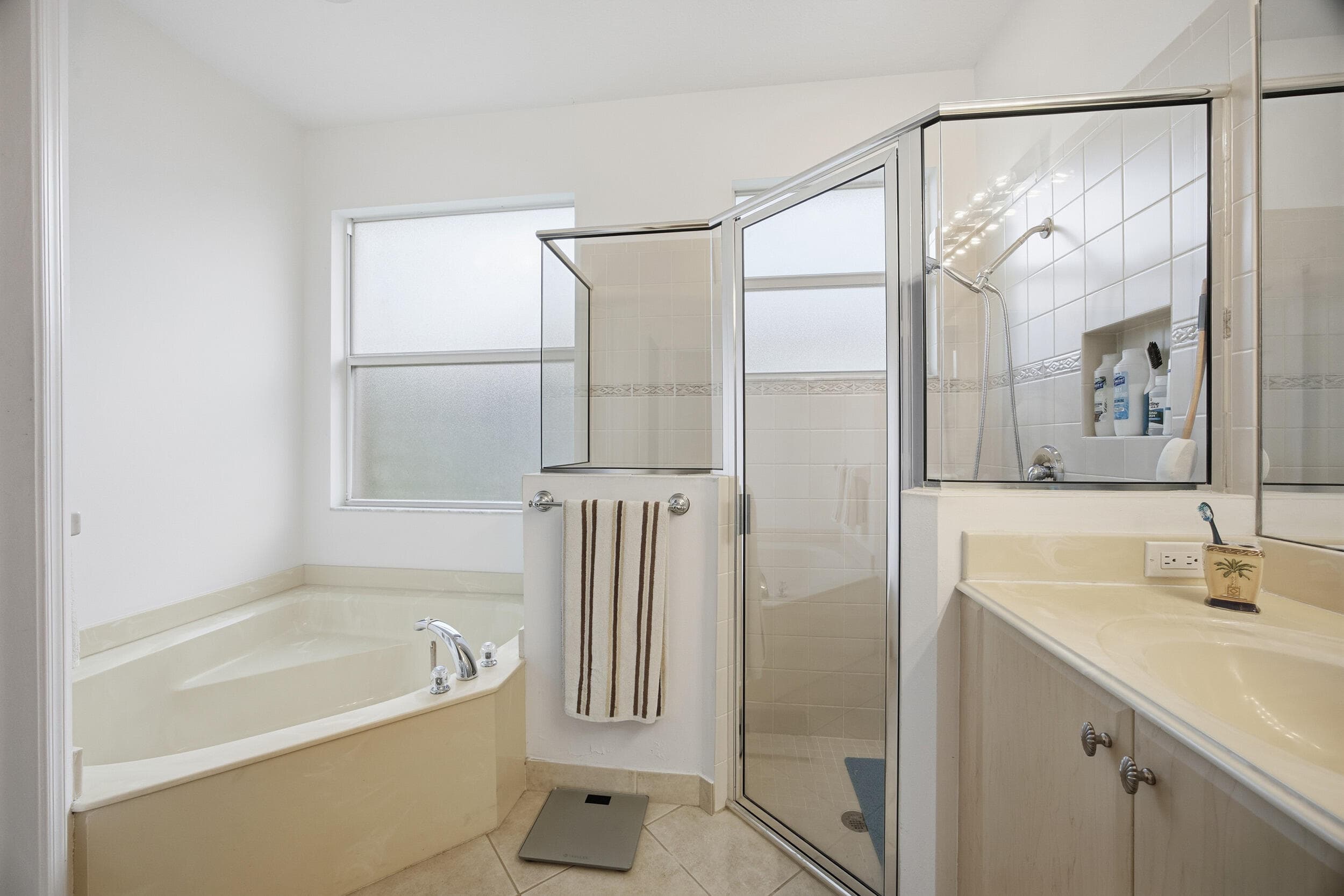 11200 SW Birch Tree Circle, Port St. Lucie, FL 34987 — photo 15 of 37
