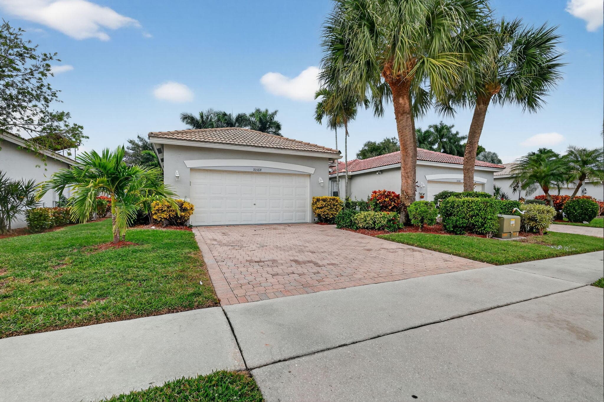 10564 Royal Caribbean Circle, Boynton Beach, FL 33437 — photo 1 of 37