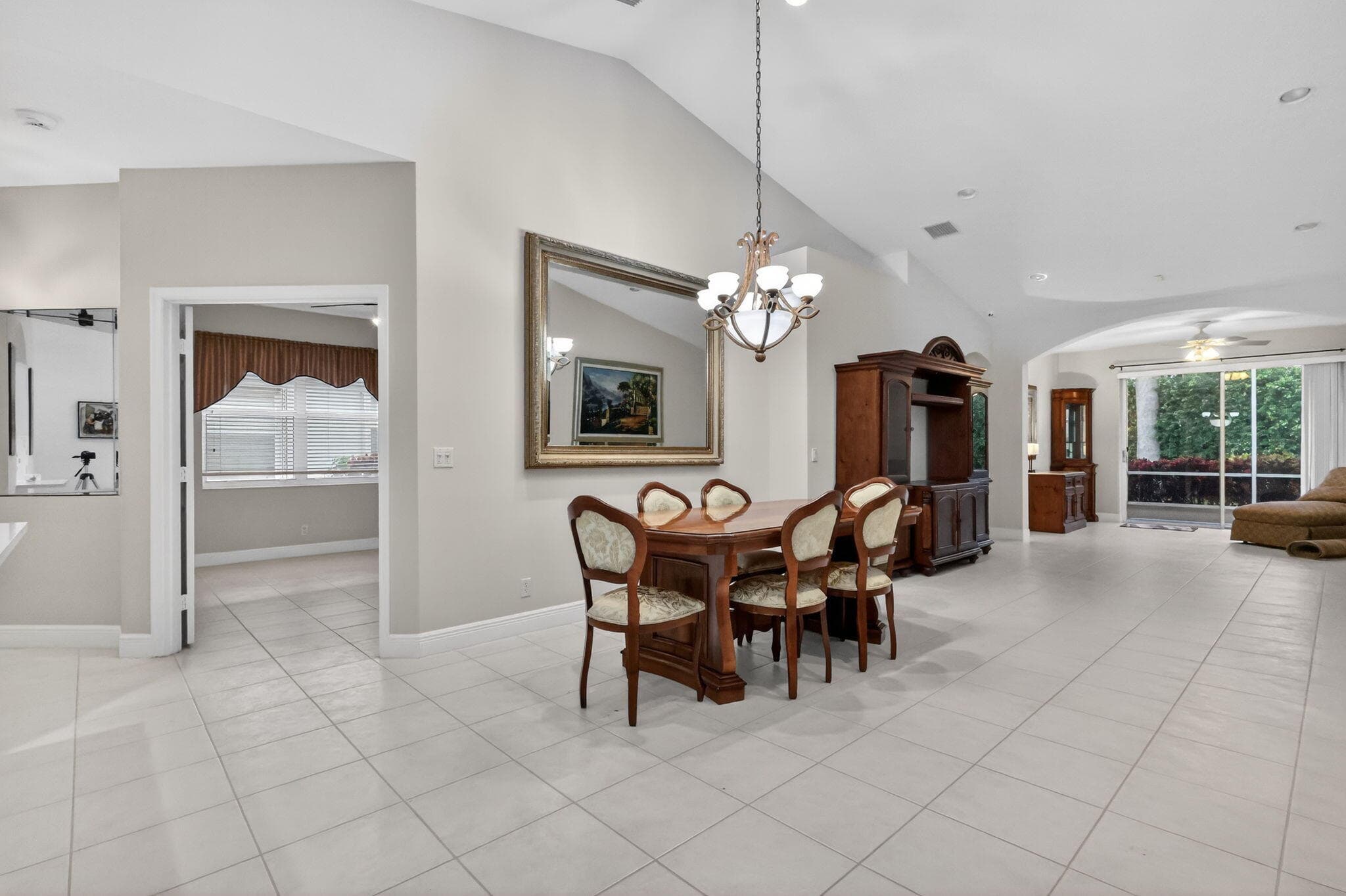 10564 Royal Caribbean Circle, Boynton Beach, FL 33437 — photo 13 of 37