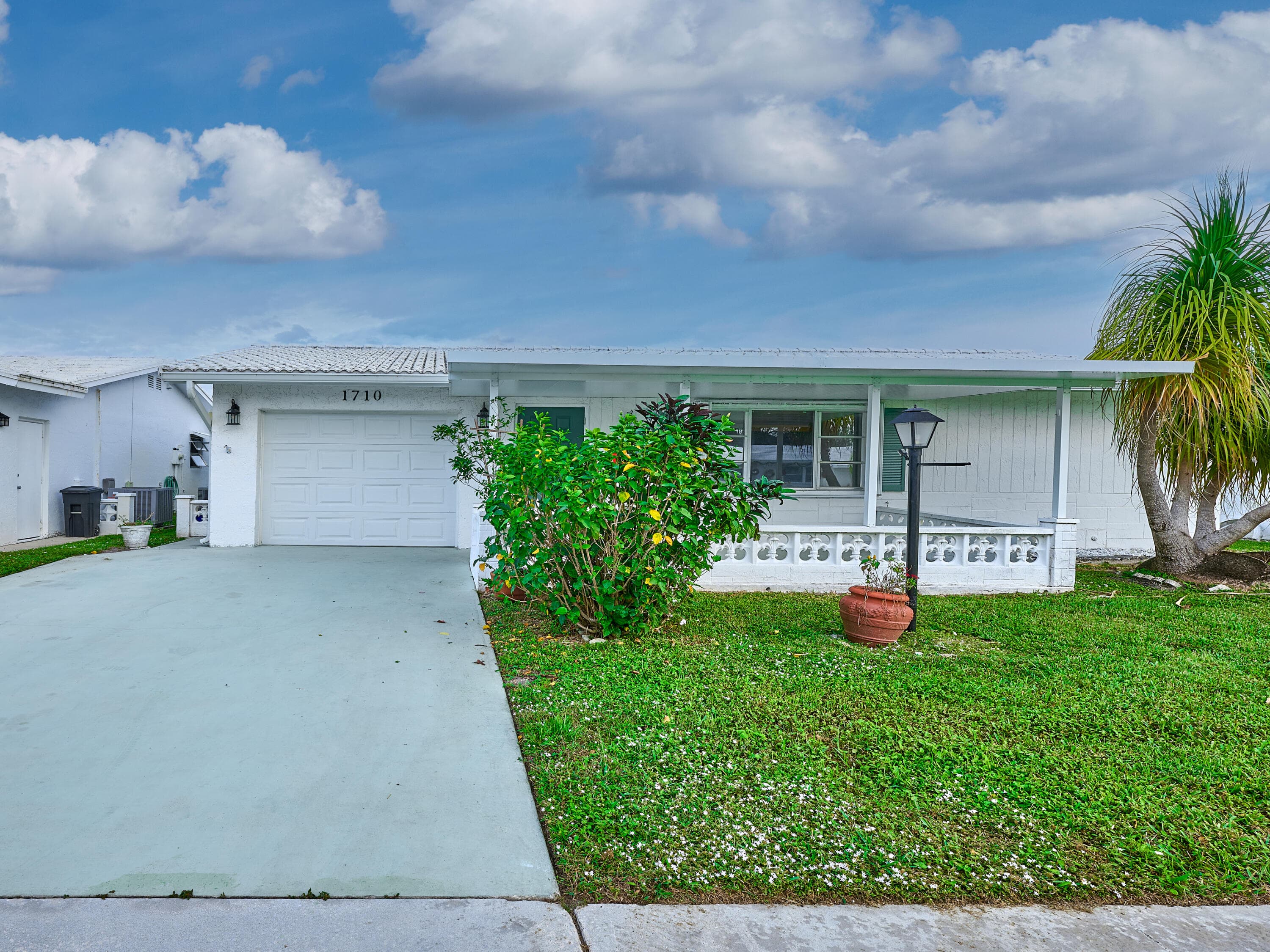 1710 SW 22nd Street, Boynton Beach, FL 33426 — photo 7 of 81