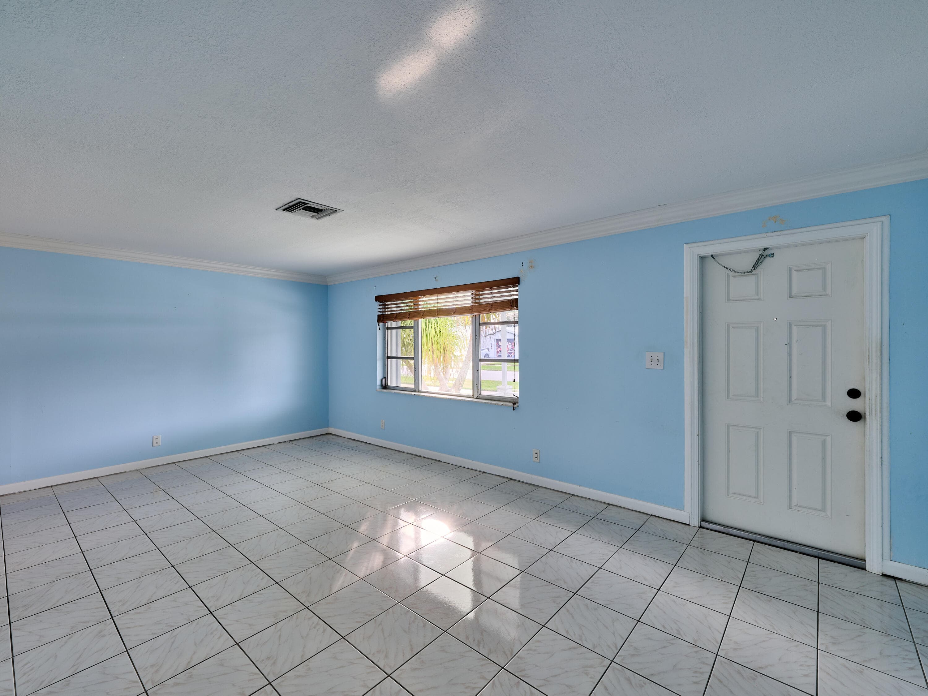 1710 SW 22nd Street, Boynton Beach, FL 33426 — photo 12 of 81