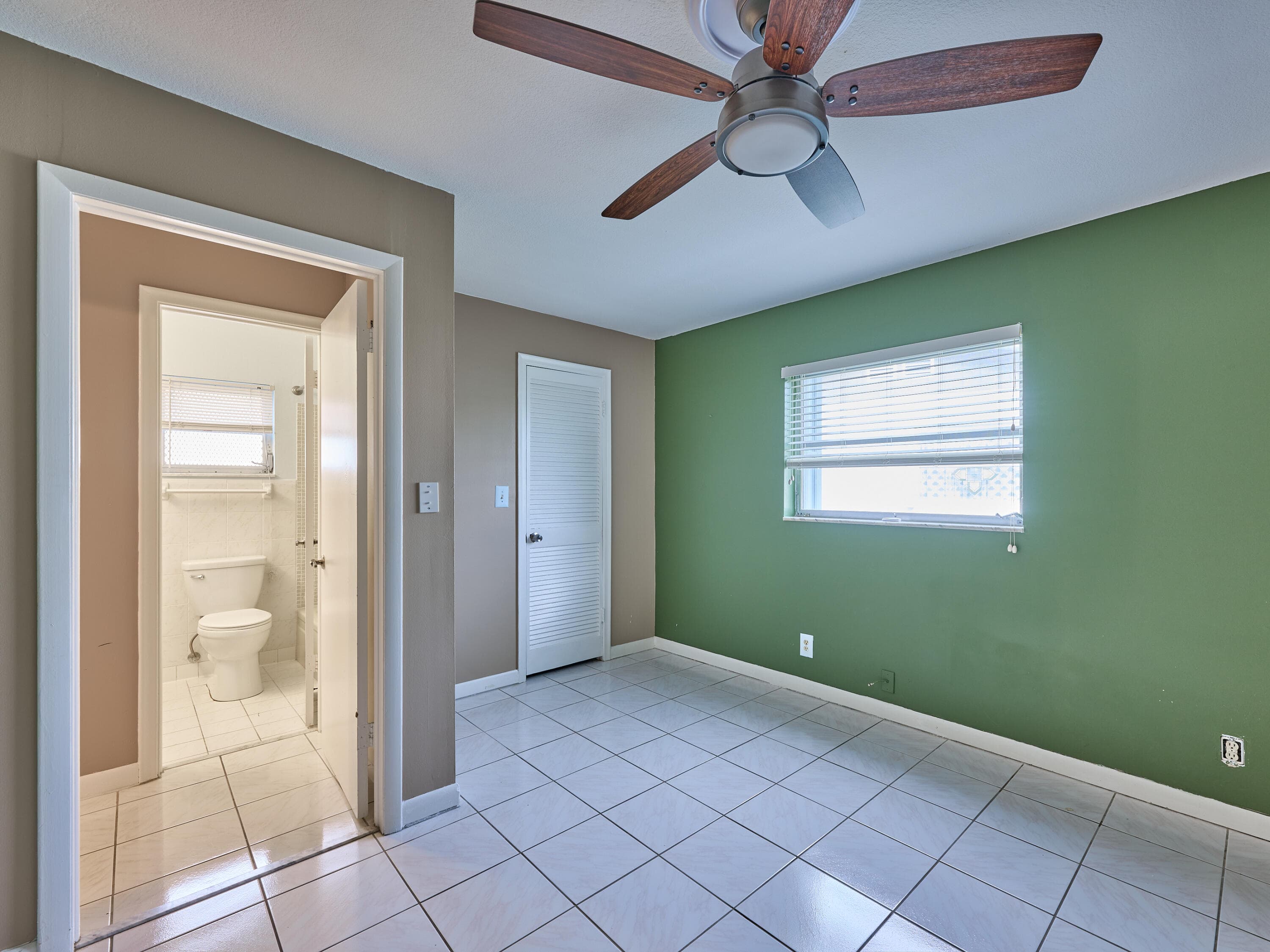 1710 SW 22nd Street, Boynton Beach, FL 33426 — photo 35 of 81