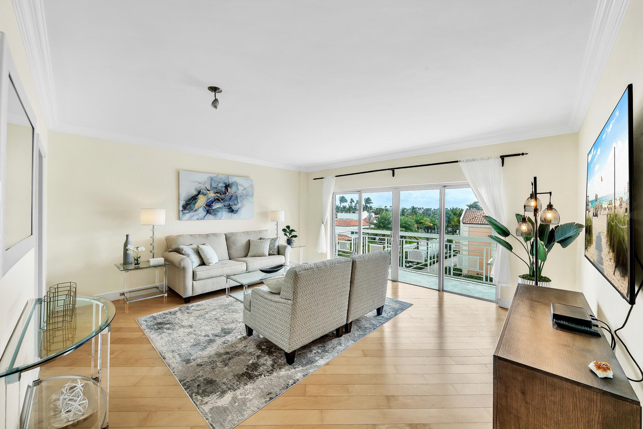 250 N Bradley Place 402, Palm Beach, FL 33480 — photo 8 of 38