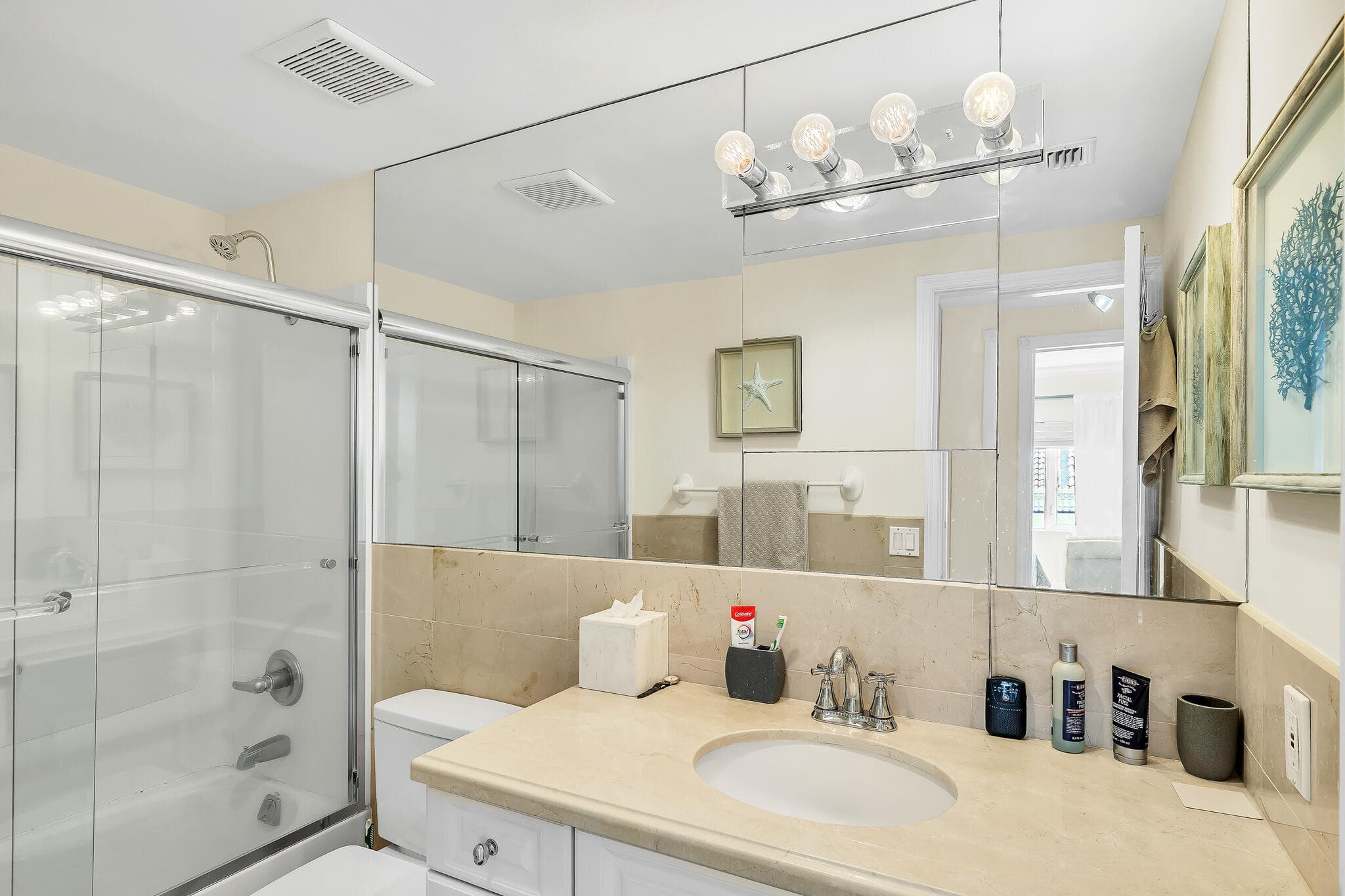 250 N Bradley Place 402, Palm Beach, FL 33480 — photo 32 of 38