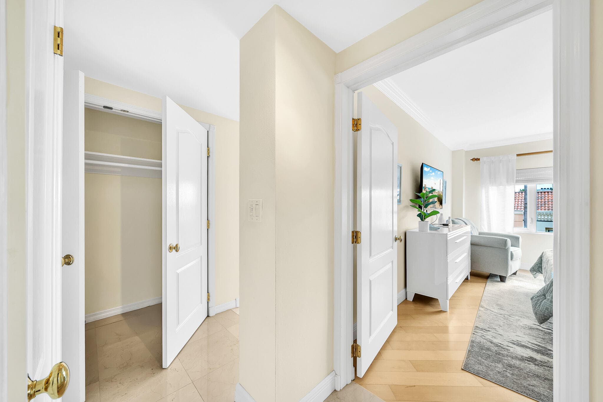 250 N Bradley Place 402, Palm Beach, FL 33480 — photo 35 of 38