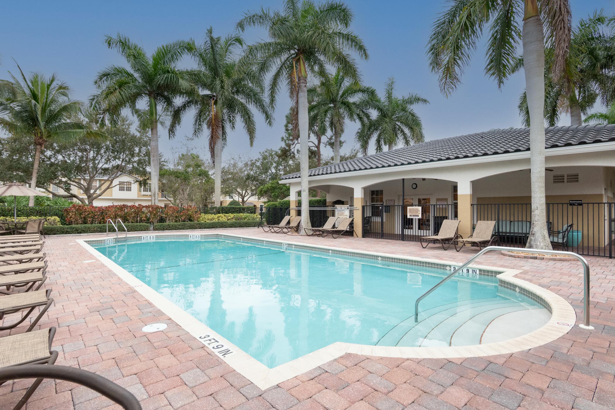 1600 SE Sheffield Terrace 201, Stuart, FL 34994 — photo 25 of 28