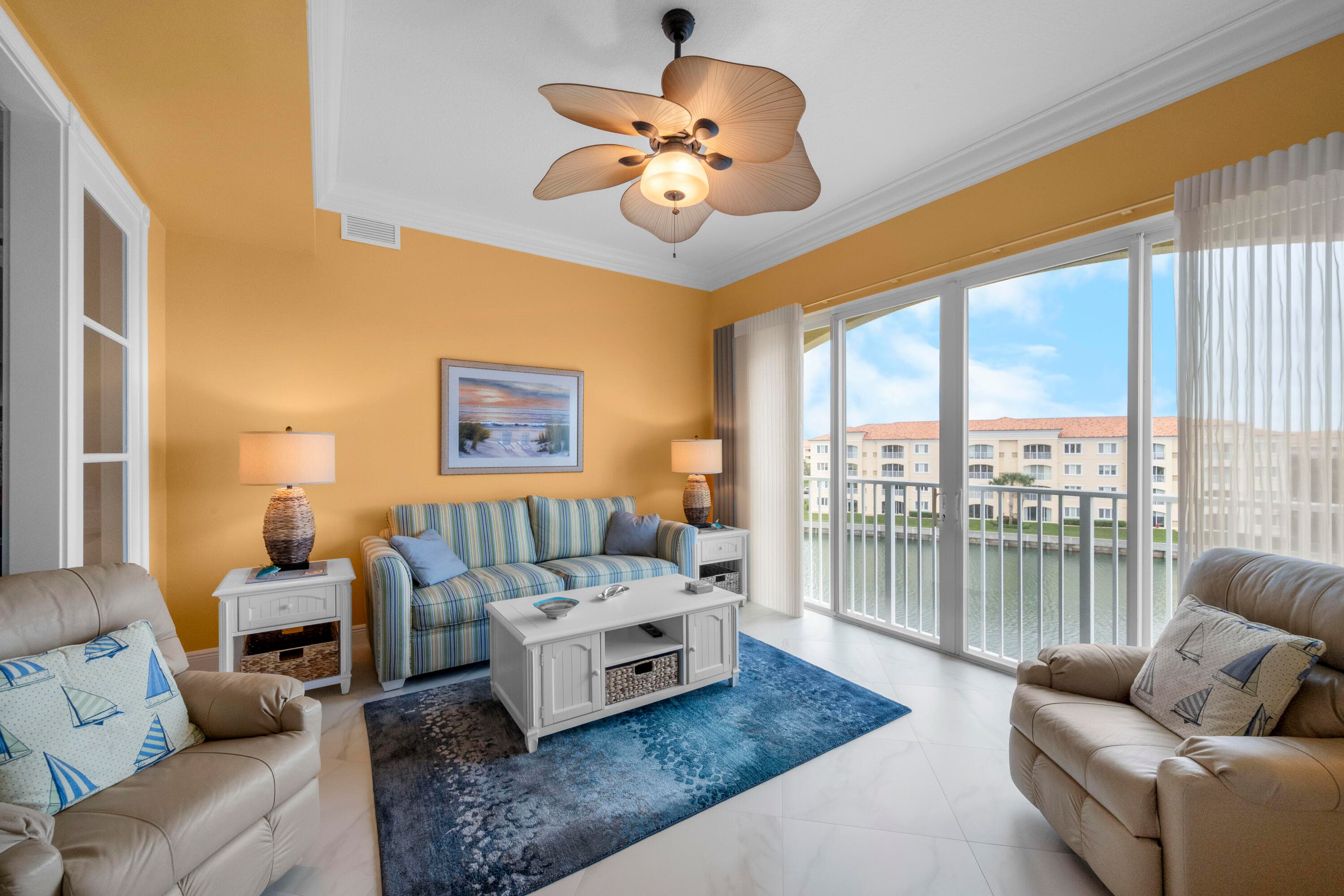 8 Harbour Isle Drive E Ph5, Fort Pierce, FL 34949 — photo 19 of 43
