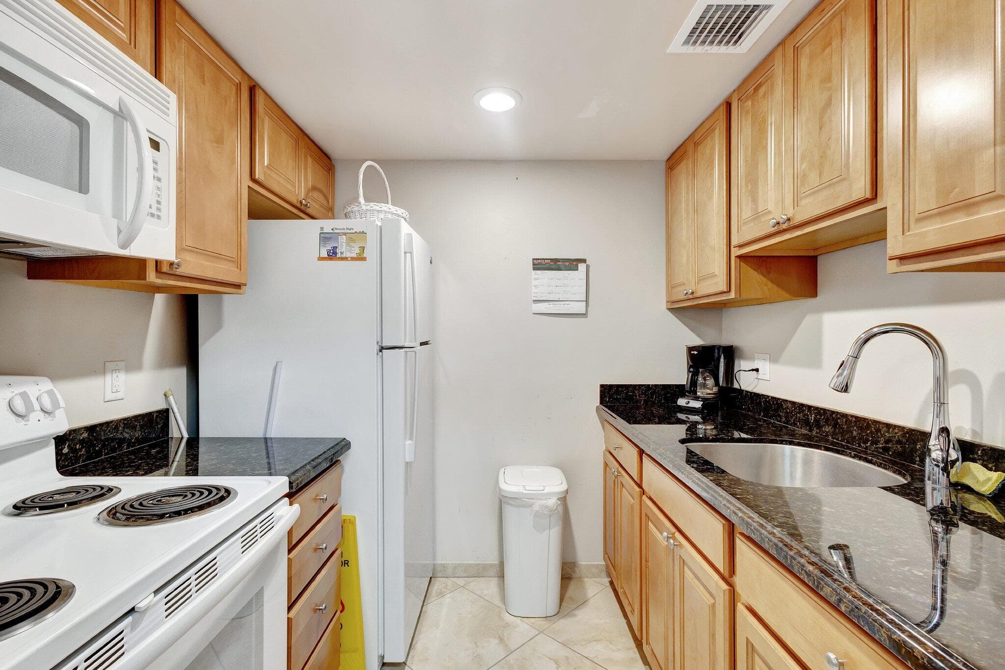 105 Paradise Harbour Boulevard 307, North Palm Beach, FL 33408 — photo 20 of 29