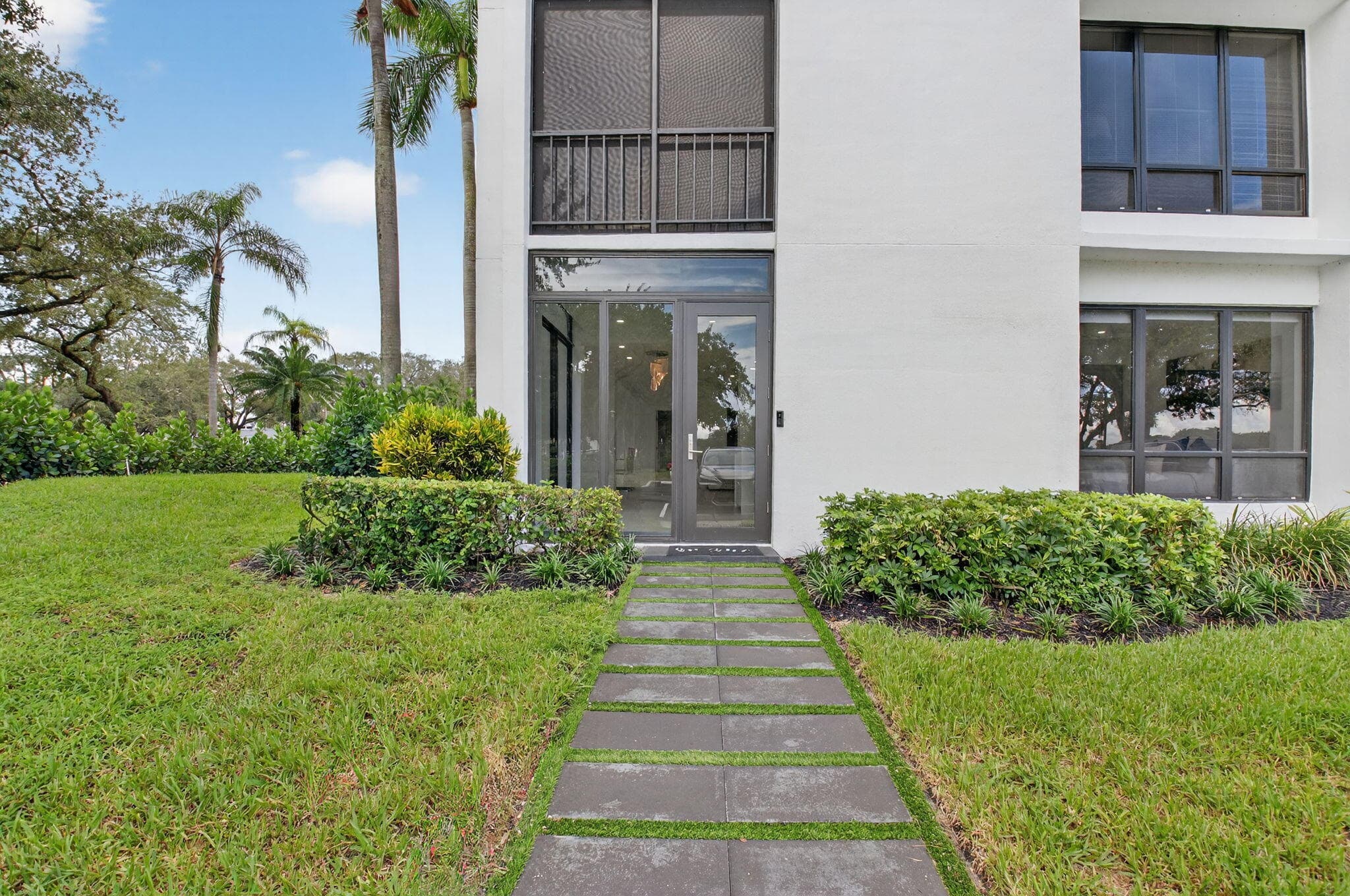 7847 Lakeside Boulevard 1014, Boca Raton, FL 33434 — photo 2 of 53