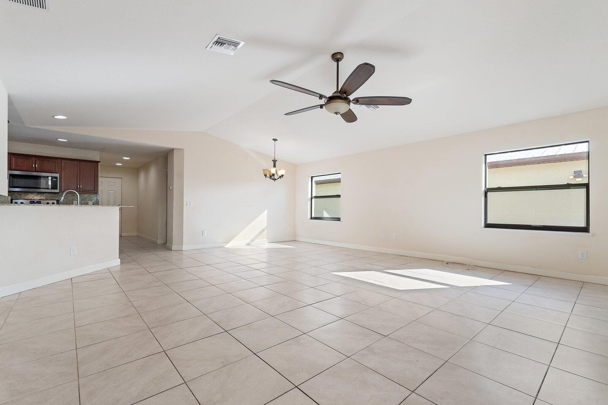 3 S Granada Lane, Port St. Lucie, FL 34952 — photo 11 of 33