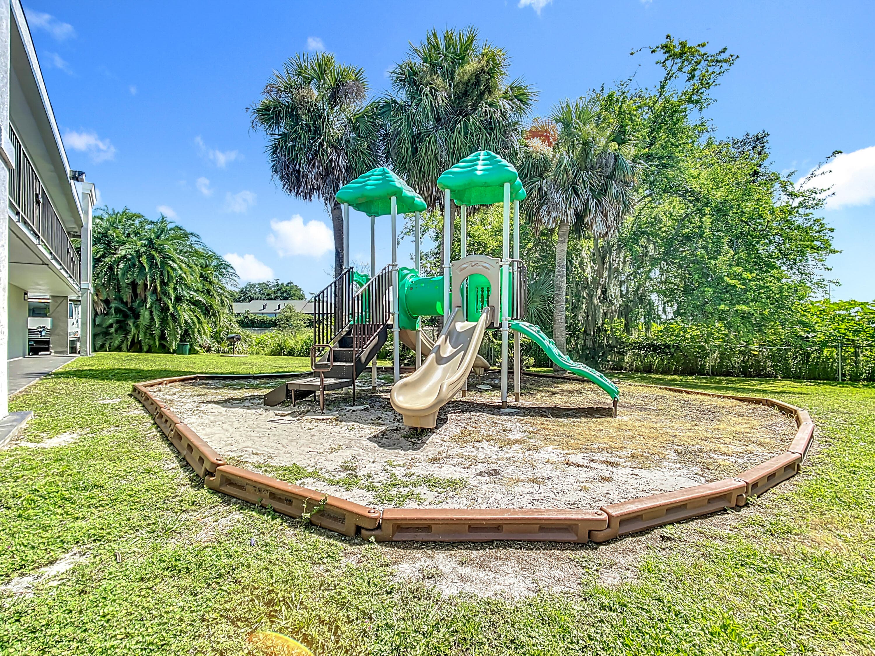 4645 N Socrum Loop Road 101, Lakeland, FL 33809 — photo 4 of 23