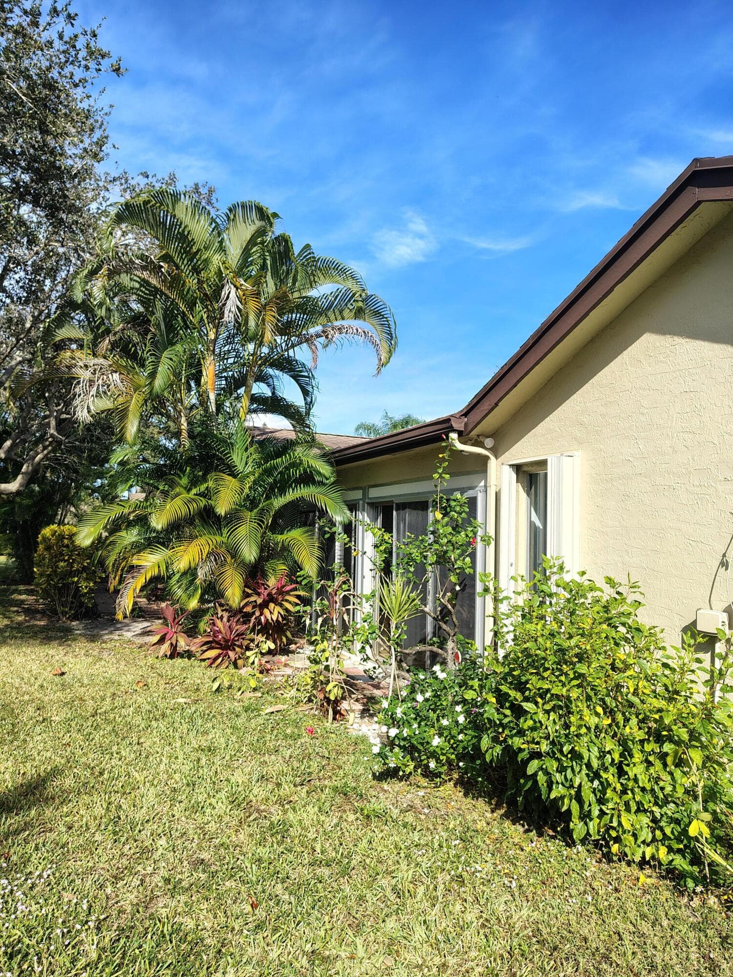 125 Ramblewood Circle, Royal Palm Beach, FL 33411 — photo 2 of 5