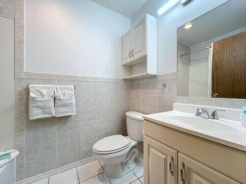 2295 E Irlo Bronson Memorial Highway 100, Kissimmee, FL 34744 — photo 7 of 8