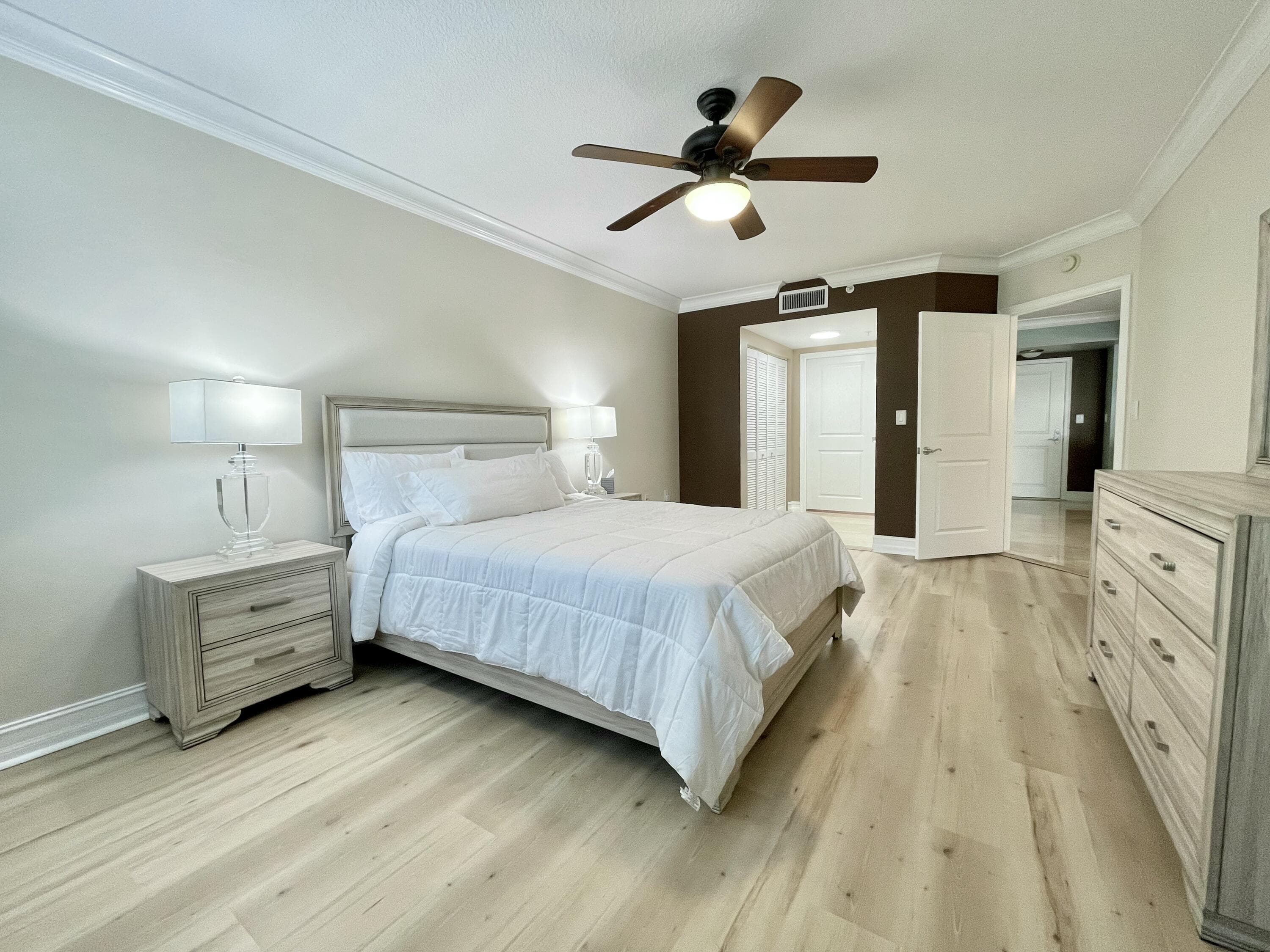 99 SE Mizner Boulevard 736, Boca Raton, FL 33432 — photo 10 of 27