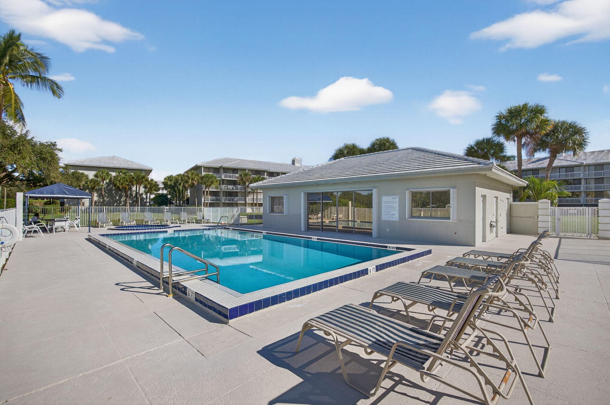 2581 Village Boulevard 401, West Palm Beach, FL 33409 — photo 20 of 24