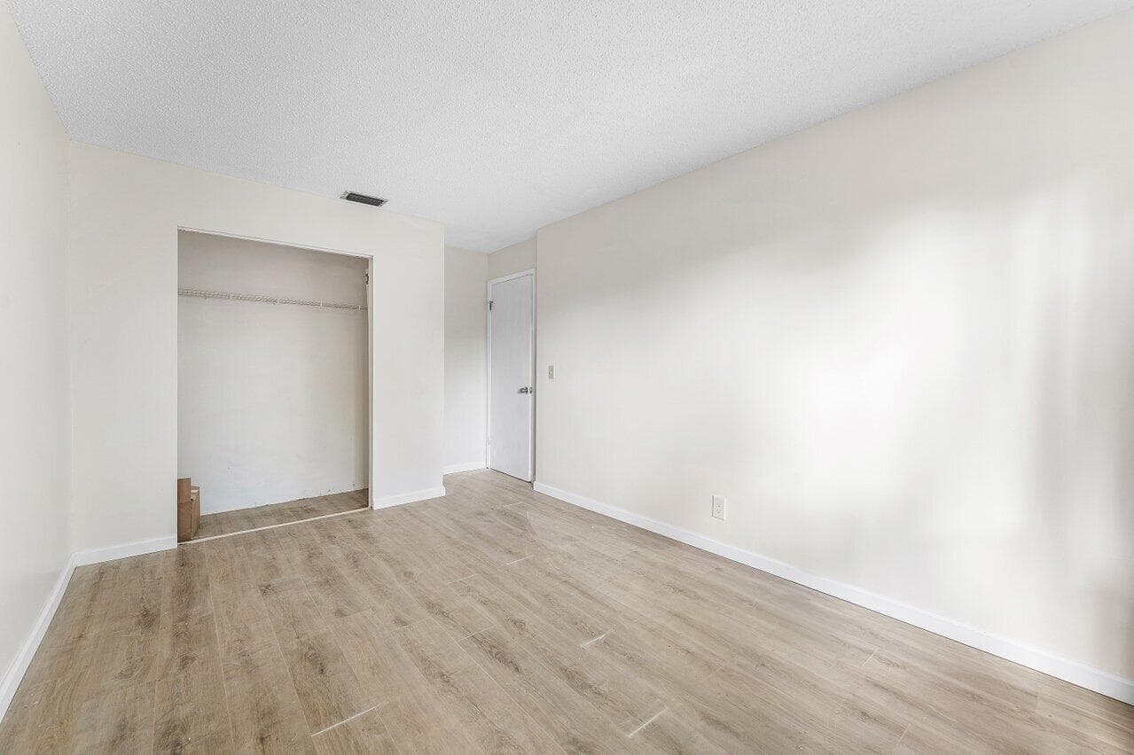 4627 Orleans Court A, West Palm Beach, FL 33415 — photo 19 of 23