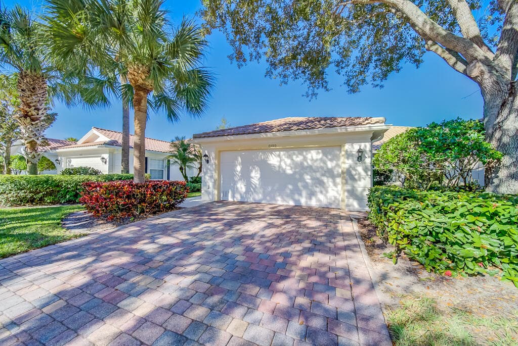 8199 Saint Johns Court, Wellington, FL 33414 — photo 1 of 46