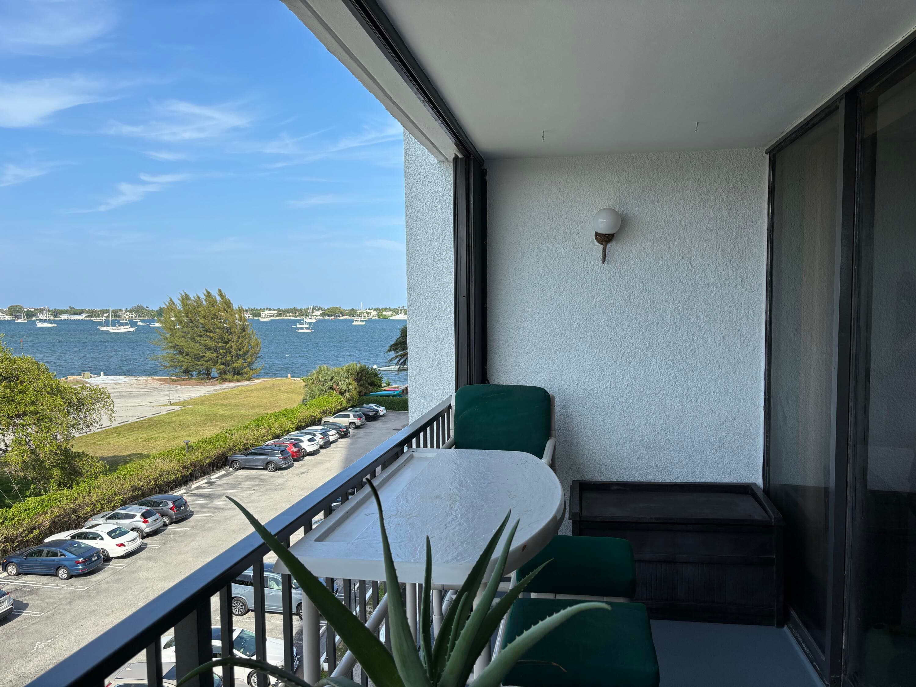 5600 N Flagler Drive 401, West Palm Beach, FL 33407 — photo 17 of 34