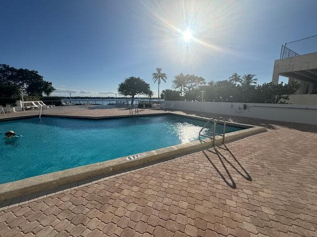 5600 N Flagler Drive 401, West Palm Beach, FL 33407 — photo 19 of 34
