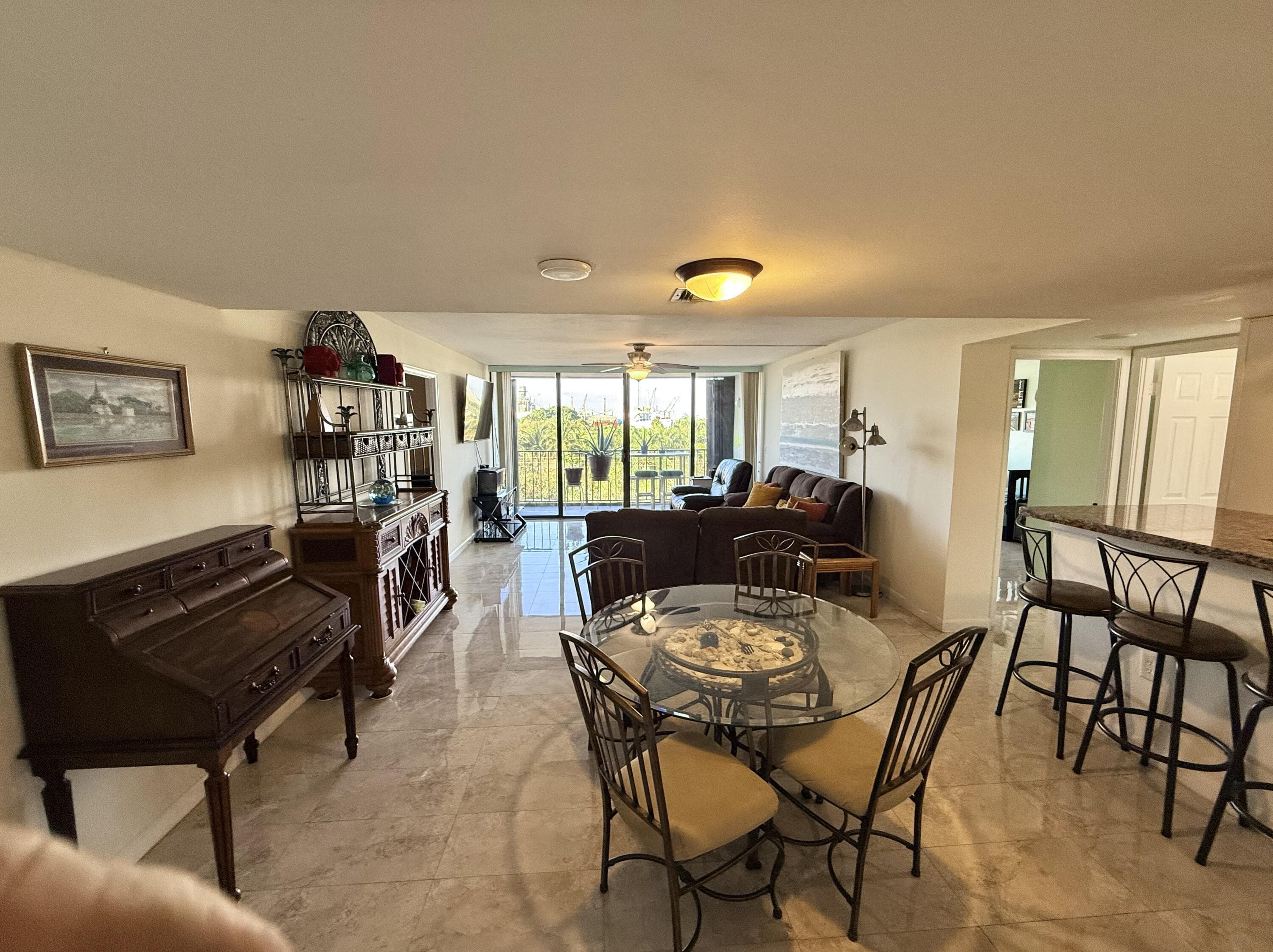5600 N Flagler Drive 401, West Palm Beach, FL 33407 — photo 4 of 34