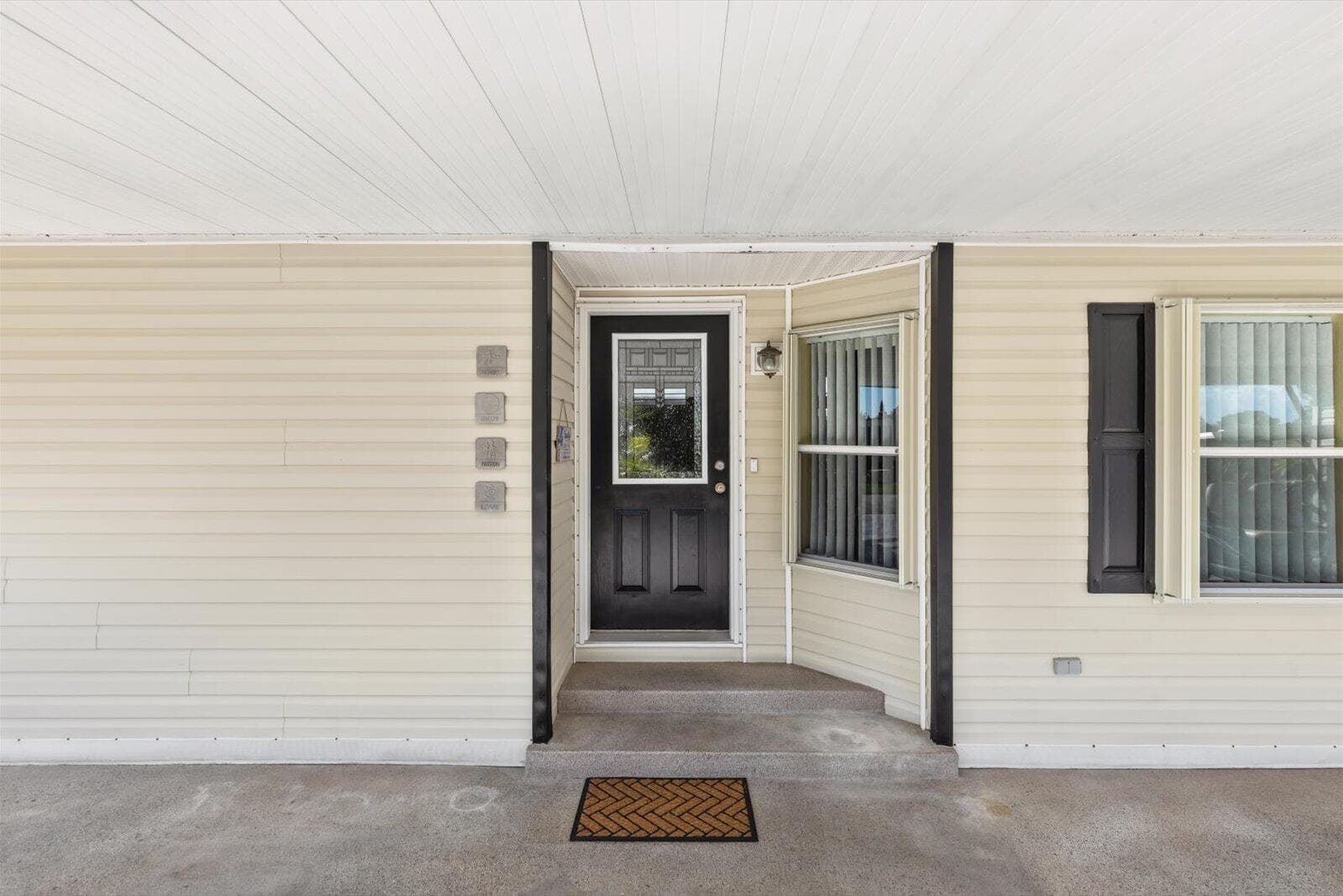 8162 13th Hole Drive, Port St. Lucie, FL 34952 — photo 4 of 62