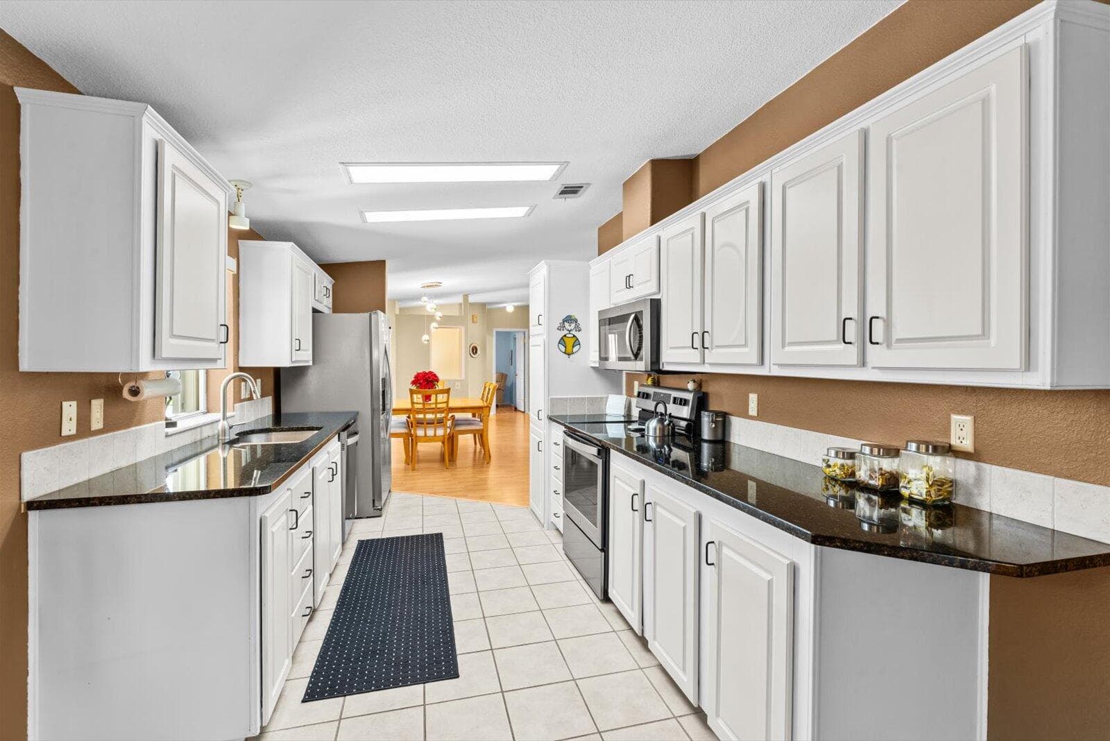 8162 13th Hole Drive, Port St. Lucie, FL 34952 — photo 11 of 62
