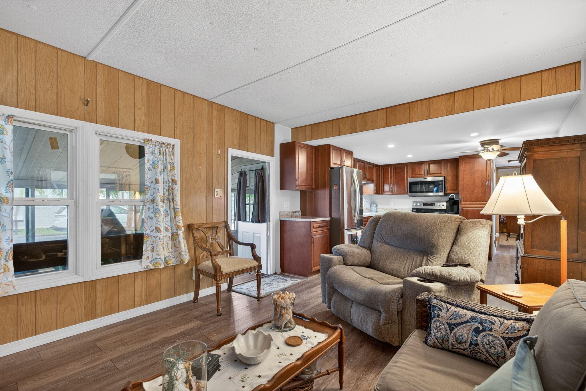 11055 SE Federal Highway 34, Hobe Sound, FL 33455 — photo 13 of 36