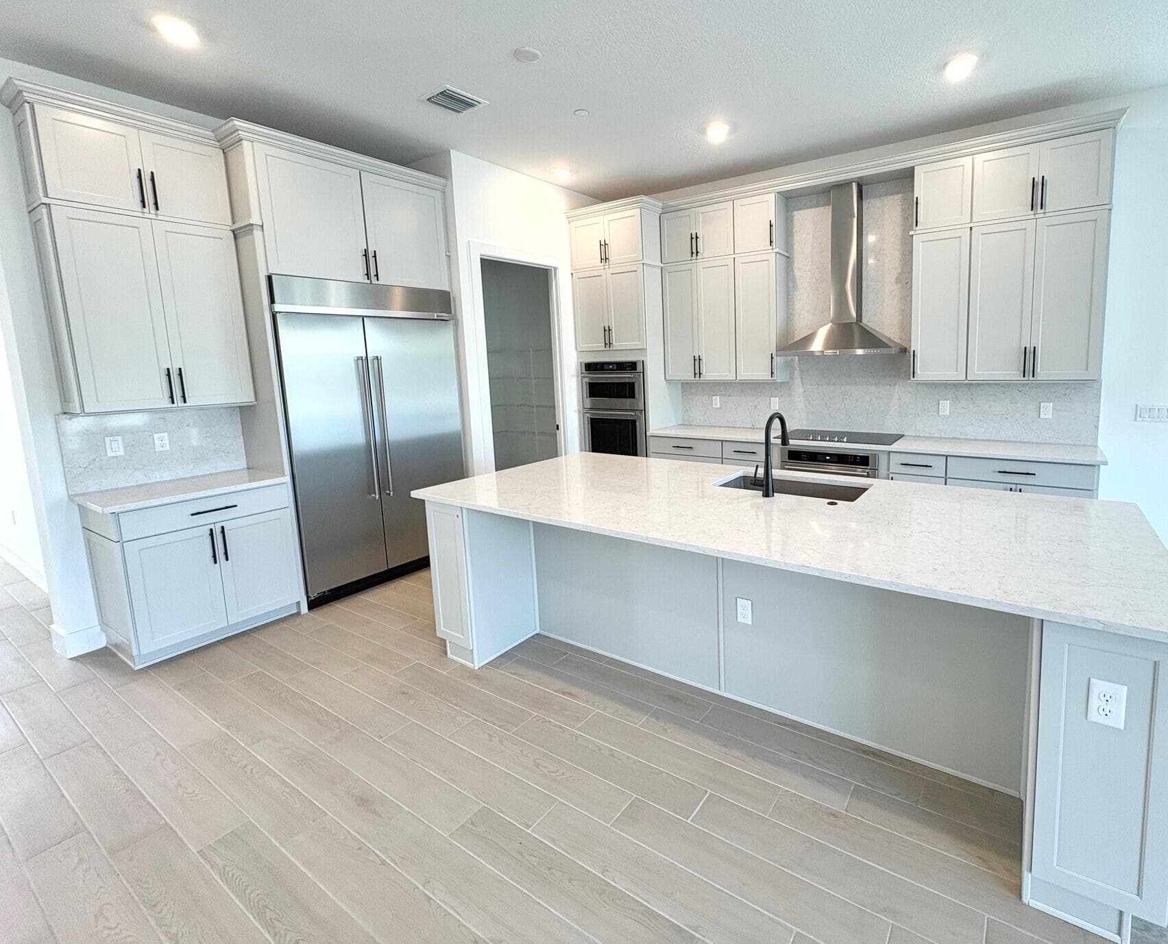 8225 Nilsa Place Stellar 39, Davie, FL 33328 — photo 4 of 19