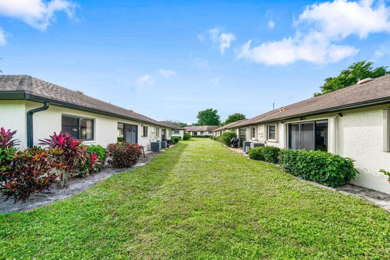 4888 Equestrian Circle B, Boynton Beach, FL 33436 — photo 30 of 35
