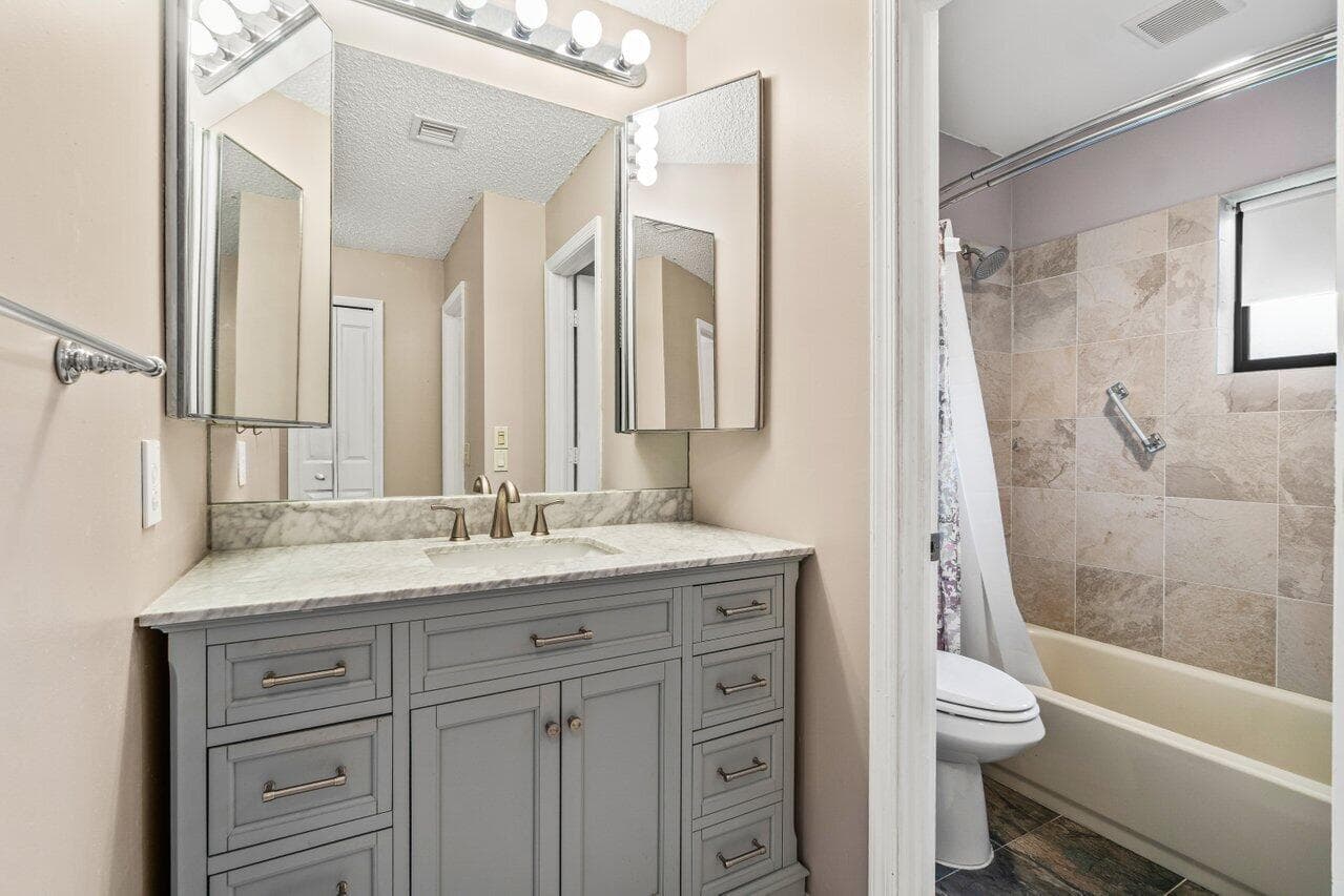 4888 Equestrian Circle B, Boynton Beach, FL 33436 — photo 3 of 35