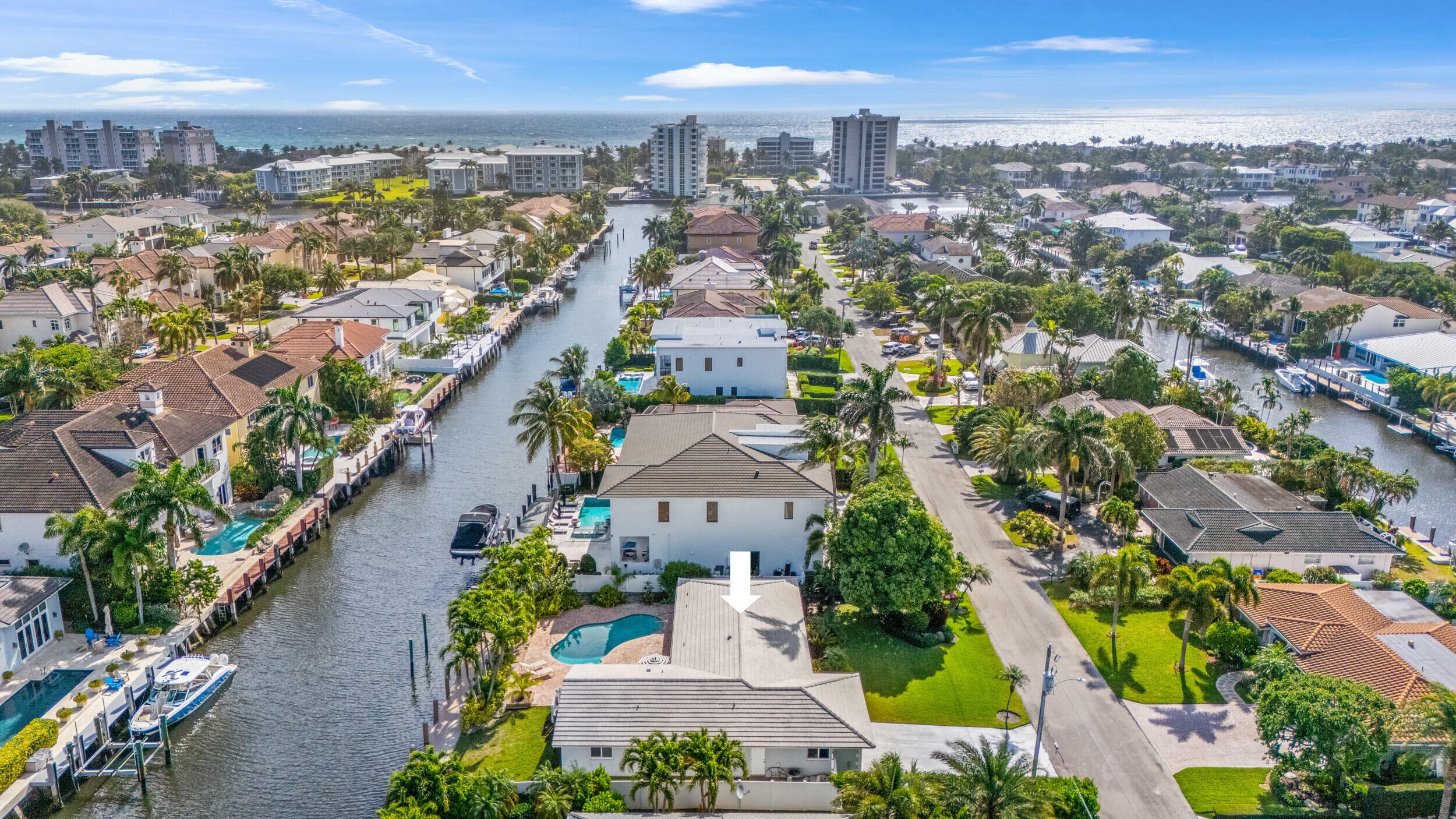 925 Cypress Drive, Delray Beach, FL 33483 — photo 4 of 39