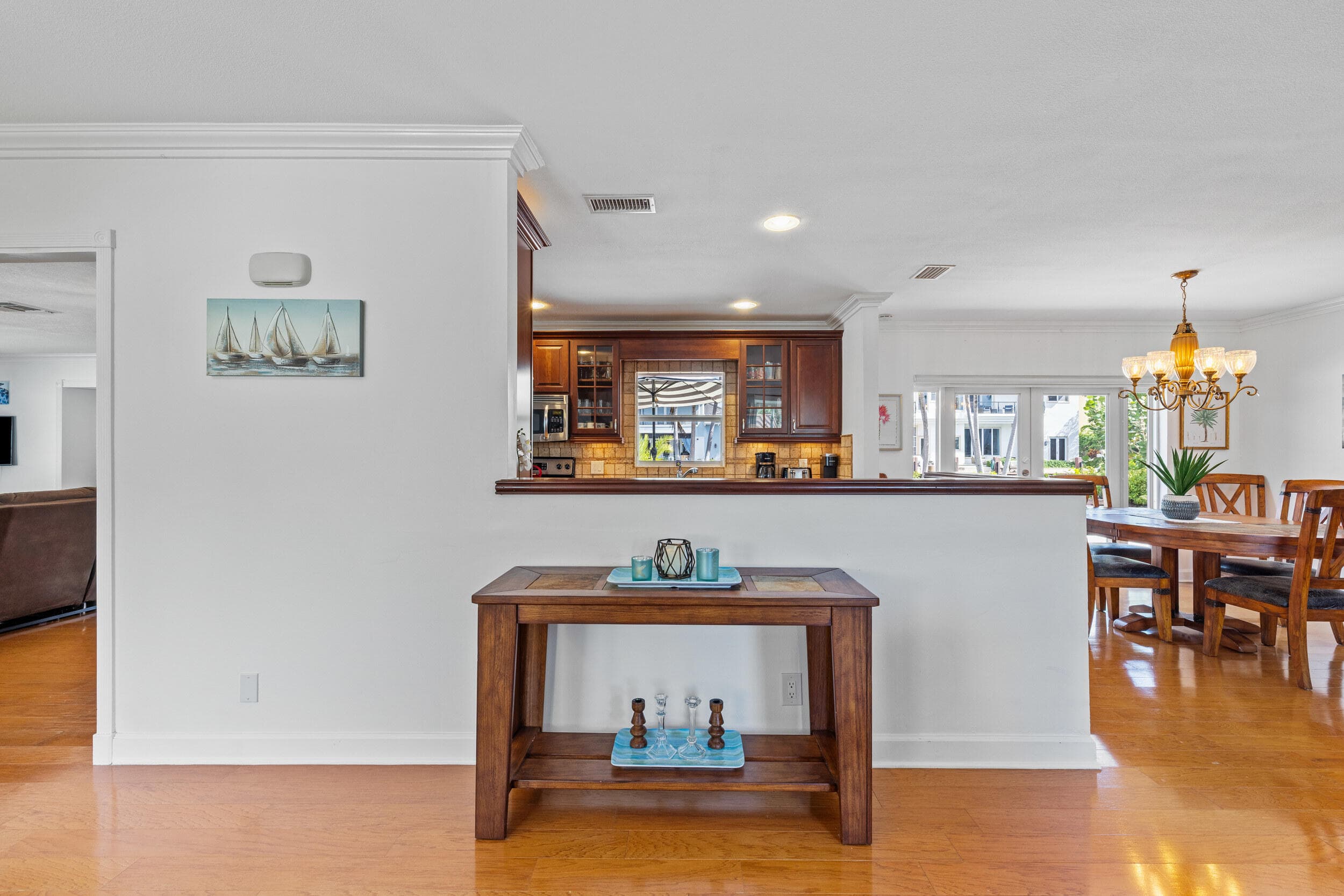 925 Cypress Drive, Delray Beach, FL 33483 — photo 8 of 39