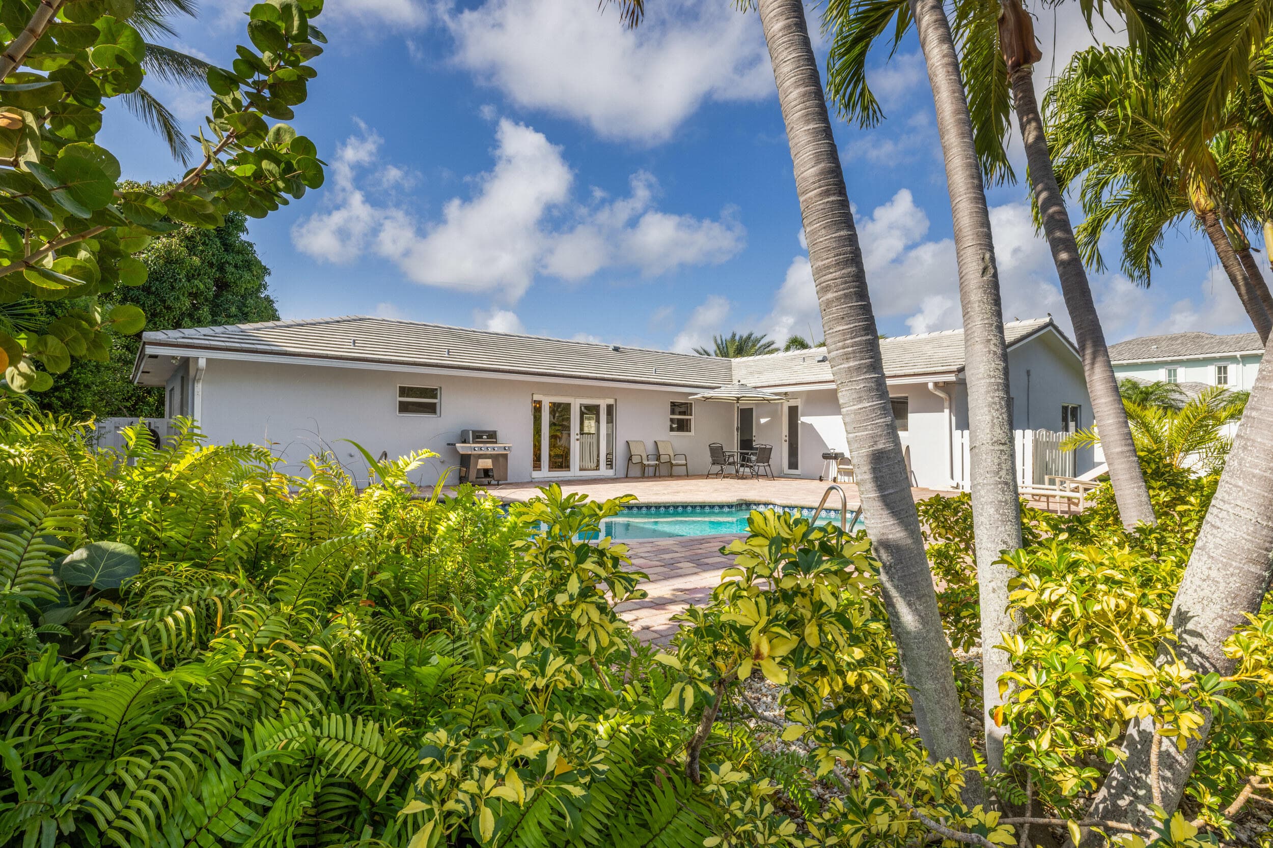 925 Cypress Drive, Delray Beach, FL 33483 — photo 22 of 39