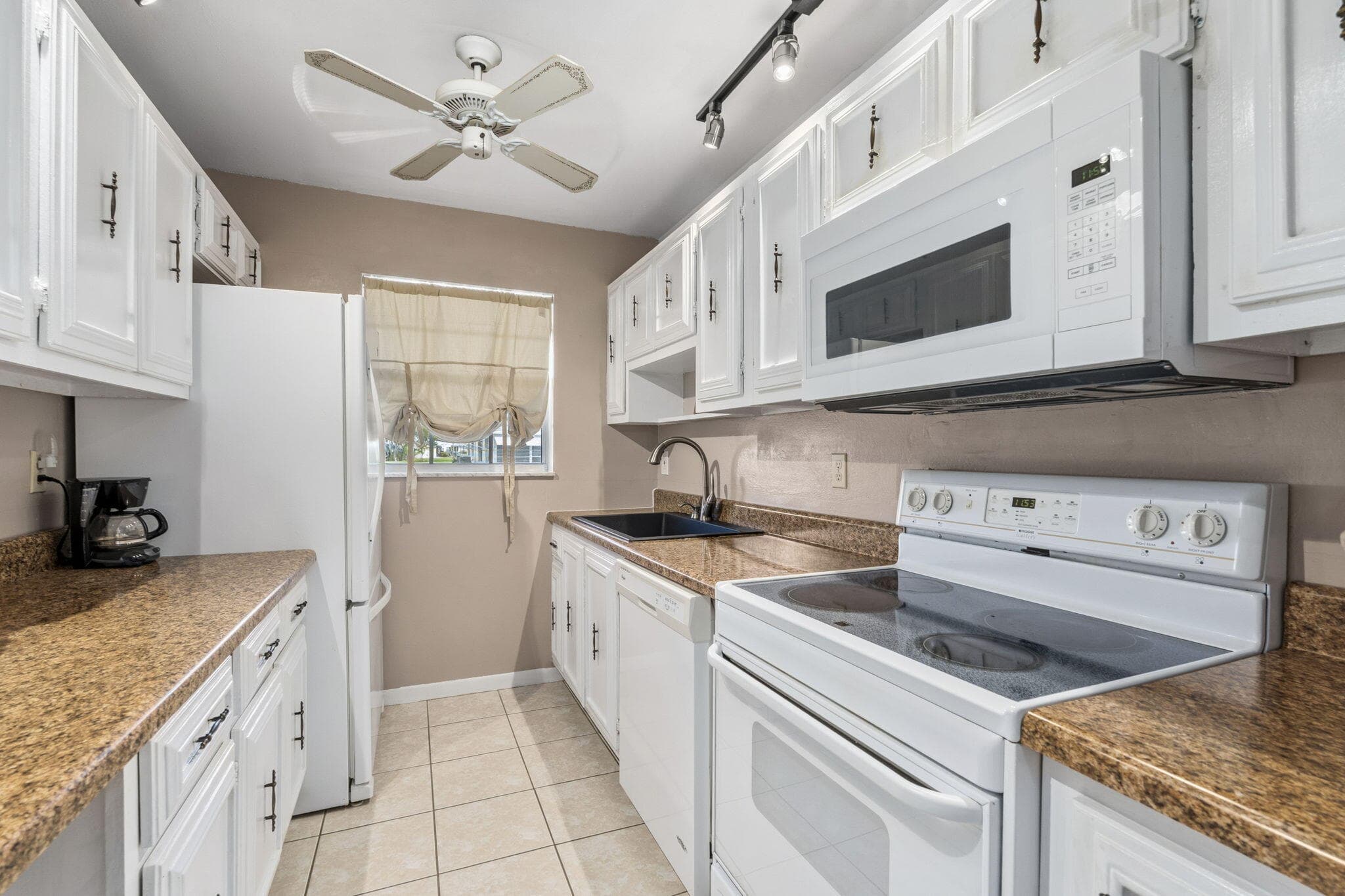 903 Savannas Point Drive A, Fort Pierce, FL 34982 — photo 11 of 40