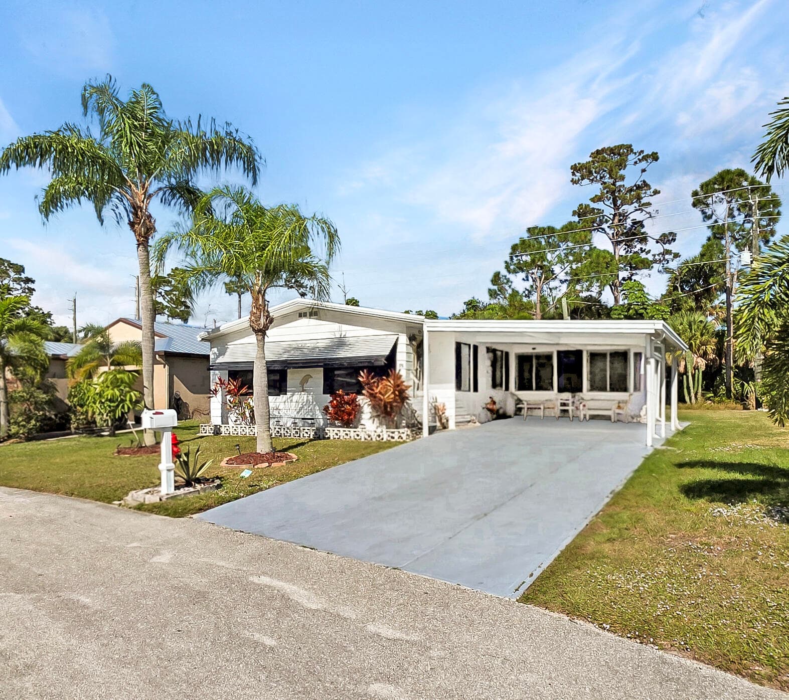 35 Flores Del Norte, Fort Pierce, FL 34951 — photo 2 of 21