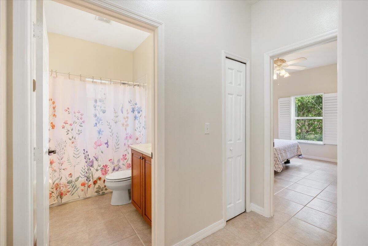 1410 4th Court, Vero Beach, FL 32960 — photo 29 of 37