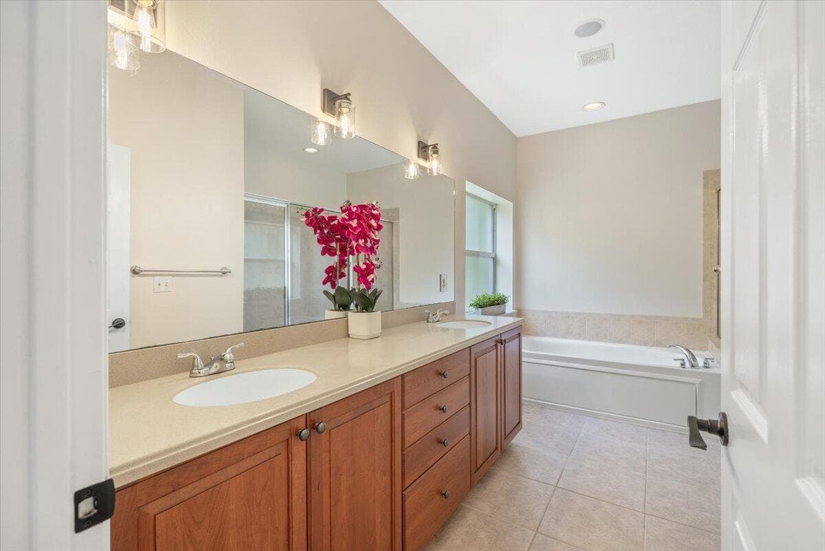 1410 4th Court, Vero Beach, FL 32960 — photo 20 of 37