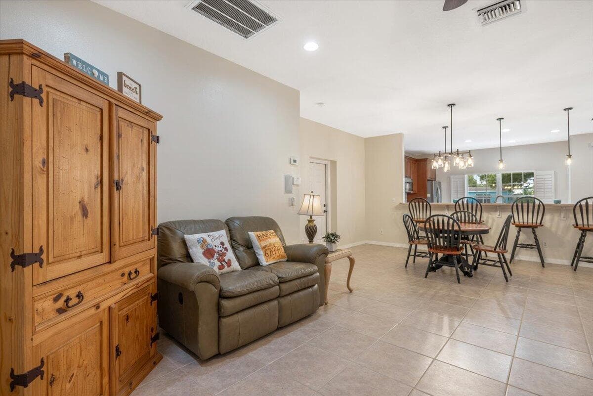 1410 4th Court, Vero Beach, FL 32960 — photo 16 of 37