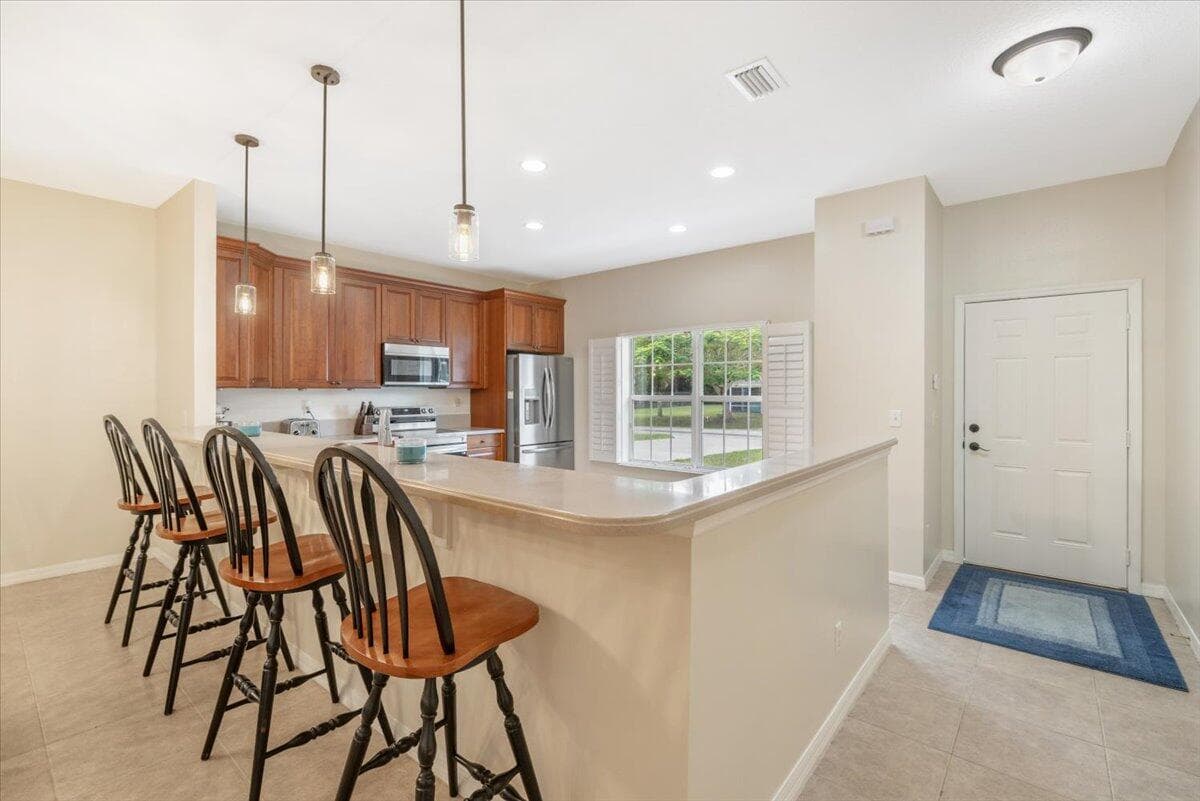 1410 4th Court, Vero Beach, FL 32960 — photo 9 of 37
