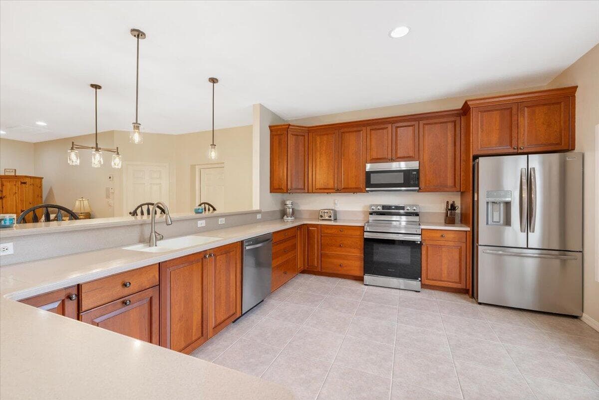 1410 4th Court, Vero Beach, FL 32960 — photo 3 of 37